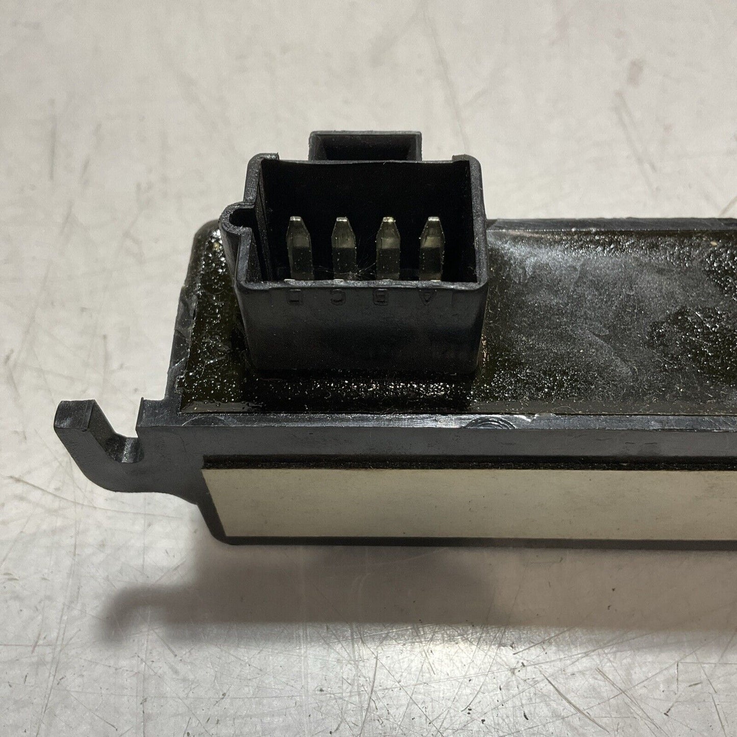 INTERNATIONAL 3569862C1 CONTROL MODULE ALARM 12.1 U3S