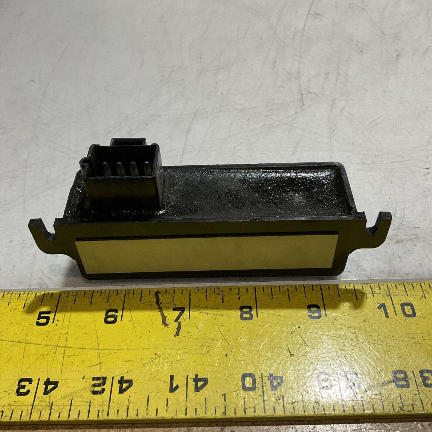 INTERNATIONAL 3569862C1 CONTROL MODULE ALARM 12.1 U3S