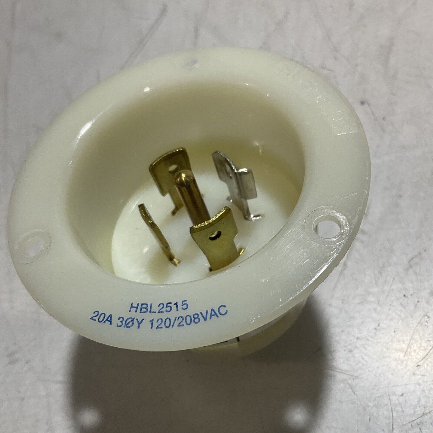 HUBBELL HBL2515 FLANGED INLET 20A 3PHASE 120/208V INSULGRIP TWIST- LOCK U3S