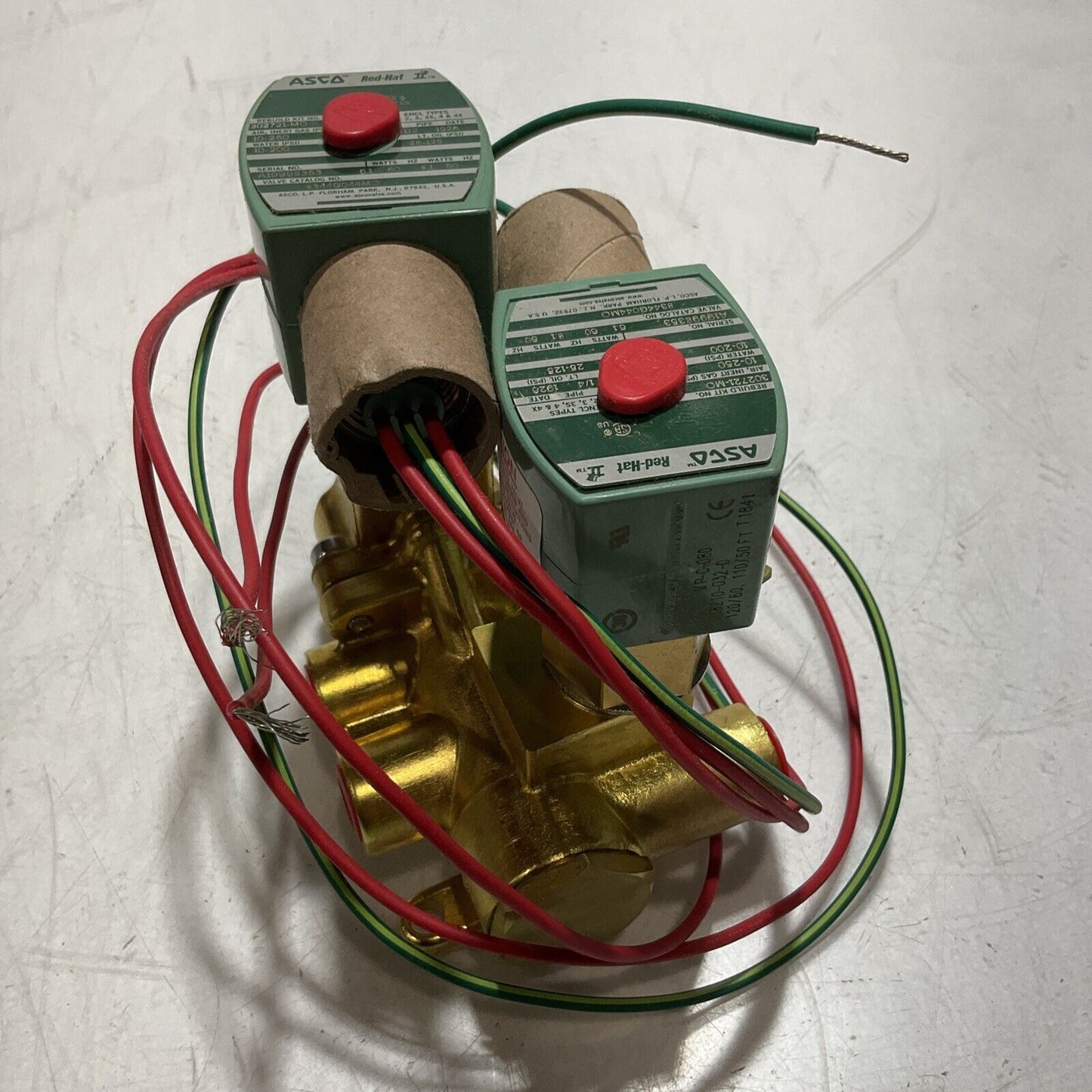 ASCO RED HAT 8344G044MO DUAL SOLENOID VALVE 125PSI 60 WATTS 373