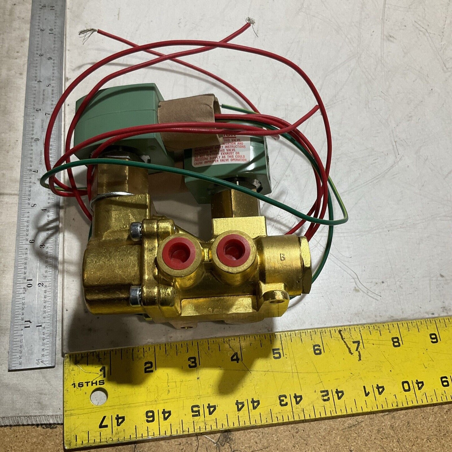 ASCO RED HAT 8344G044MO DUAL SOLENOID VALVE 125PSI 60 WATTS 373