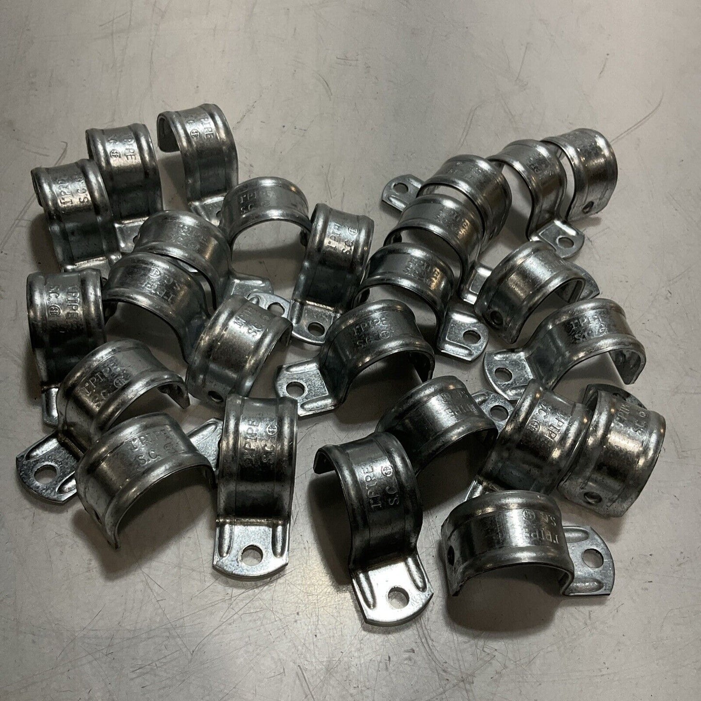 THOMAS&BETTS STEEL CITY HS 103 GALVANIZED STEEL SNAP STRAPS QTY 25 PEICES 222