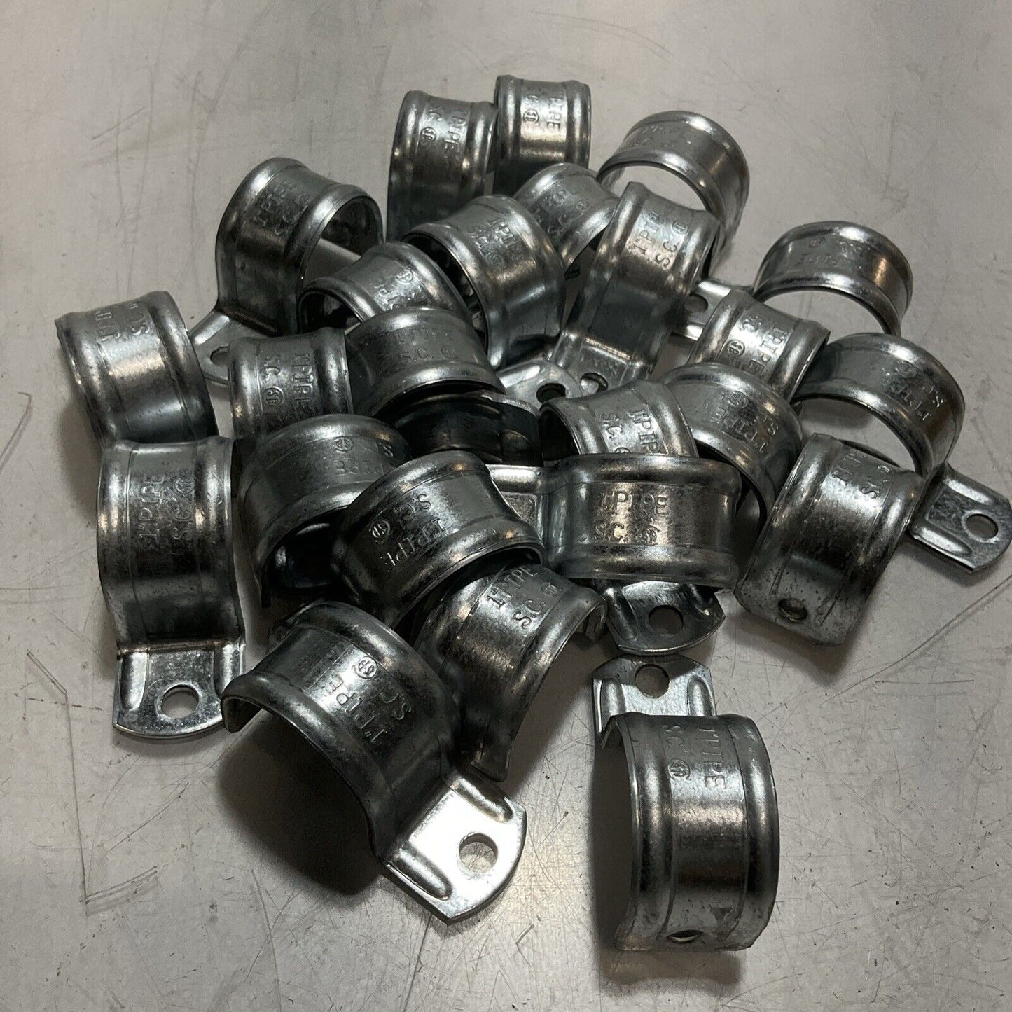 THOMAS&BETTS STEEL CITY HS 103 GALVANIZED STEEL SNAP STRAPS QTY 25 PEICES 222