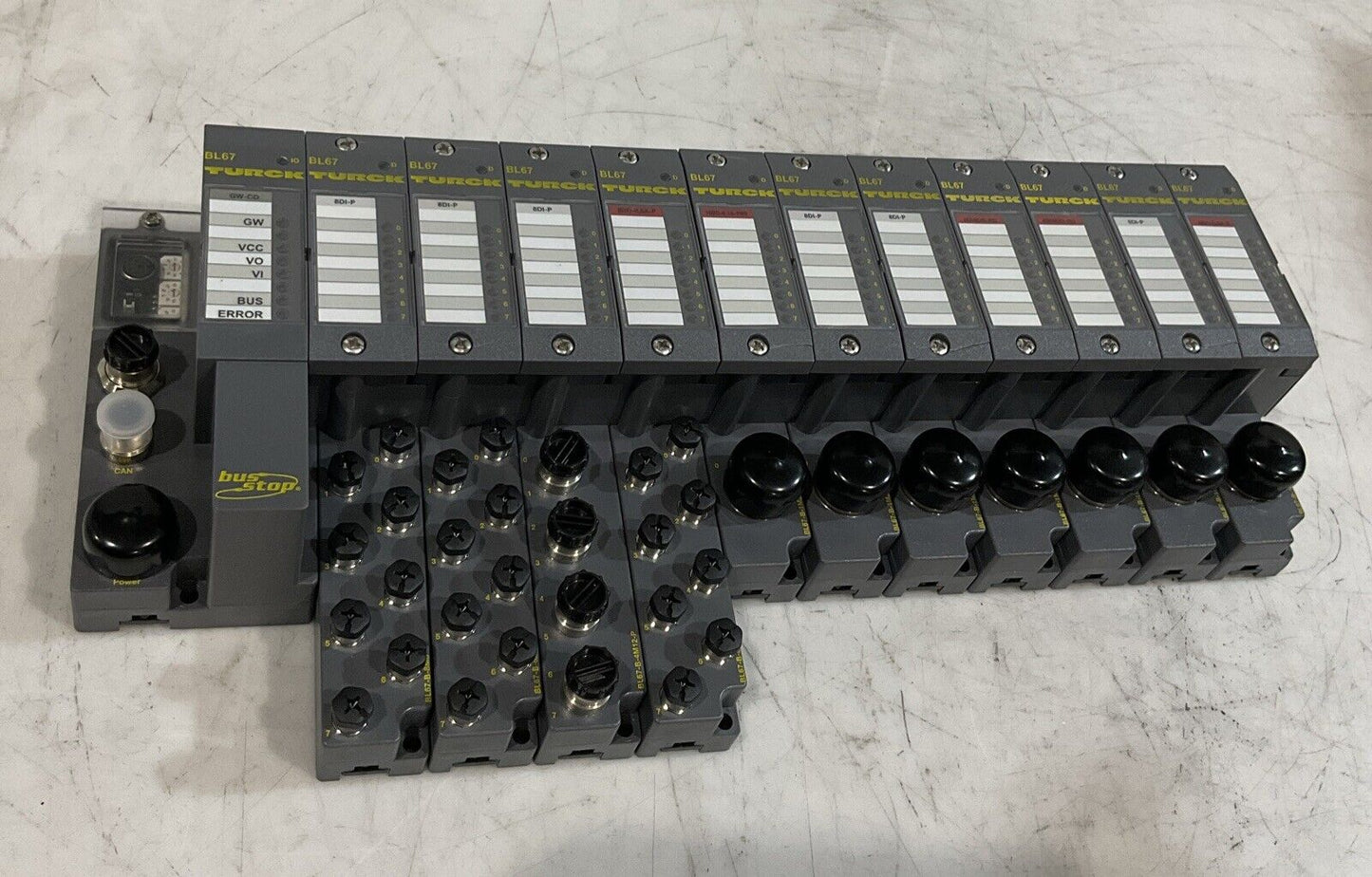 TURCK BL67 8DI-P BL67-B-1M23 -19 BUS STOP BASE AND IN/OUT PUT MODULES U3S