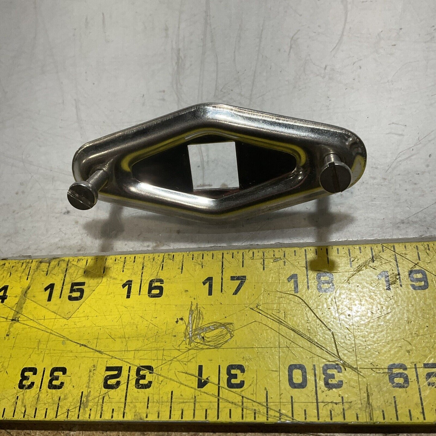 BLAC INC. 00011-P-0155 S25874 PRESSURE. GAUGE LIQUID FILLED 3000PSI U3S