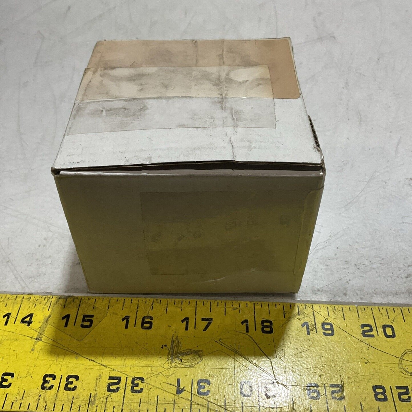 BLAC INC. 00011-P-0155 S25874 PRESSURE. GAUGE LIQUID FILLED 3000PSI U3S