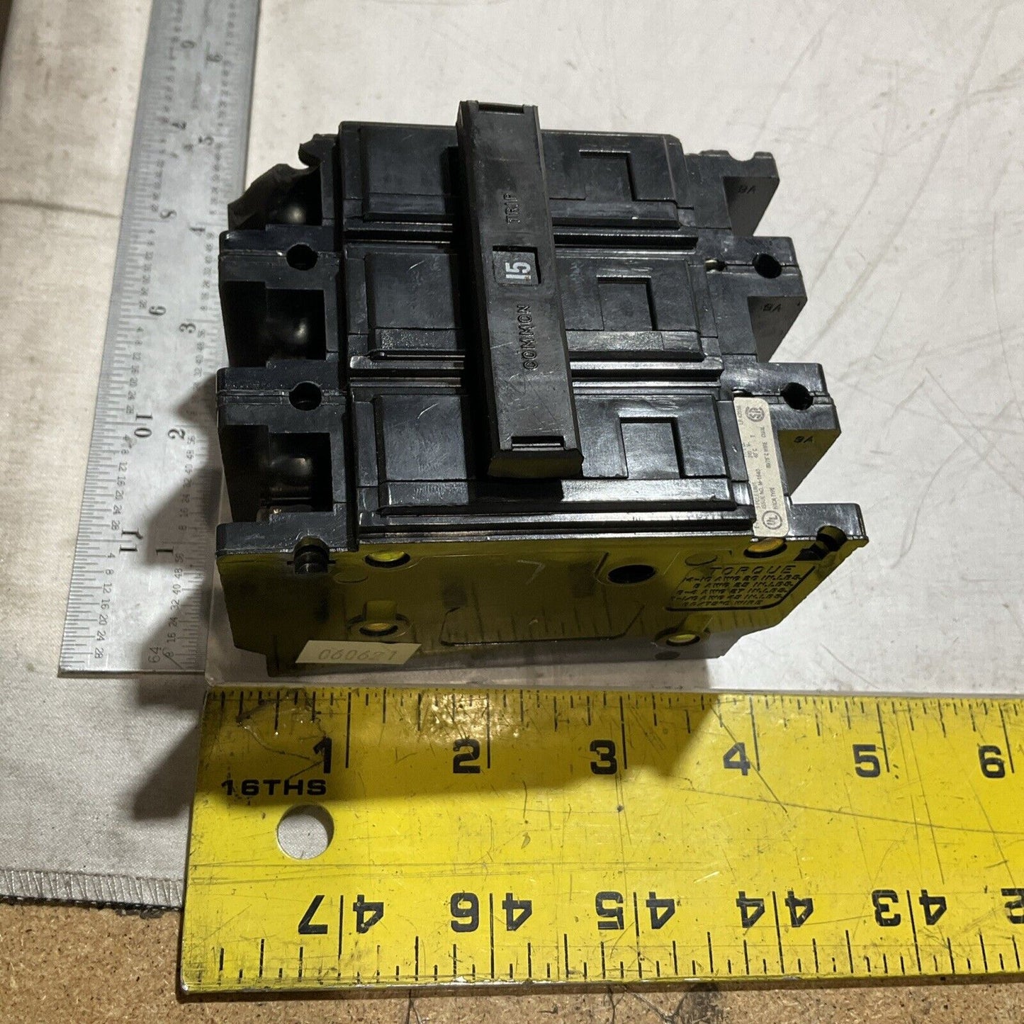 CUTLER-HAMMER QC3015HL CIRCUIT BREAKER QUICKLAG 3 POLE 15AMP 250V QTY 7 U3S