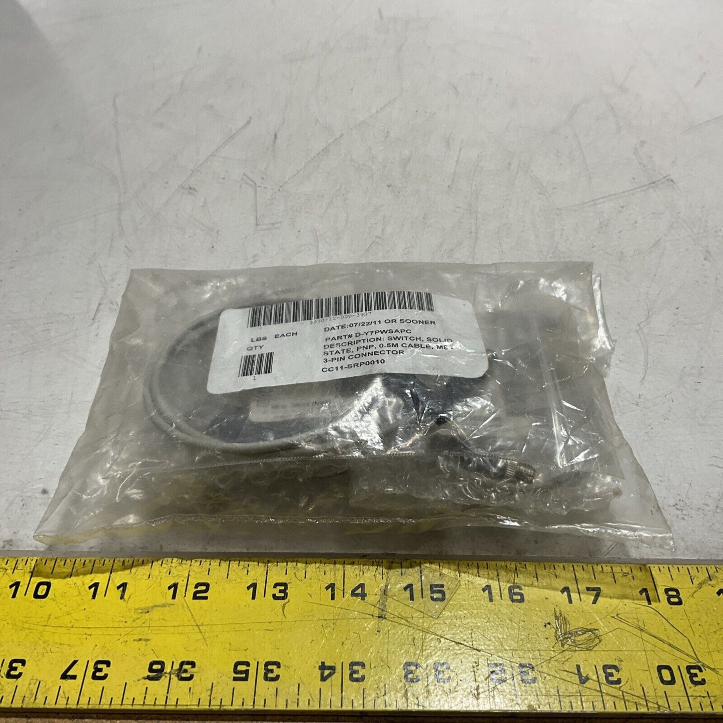 SMC D-Y7PWSAPC SOLID STATE SWITCH SENSOR PCD DC24V LOT OF 4 U3S