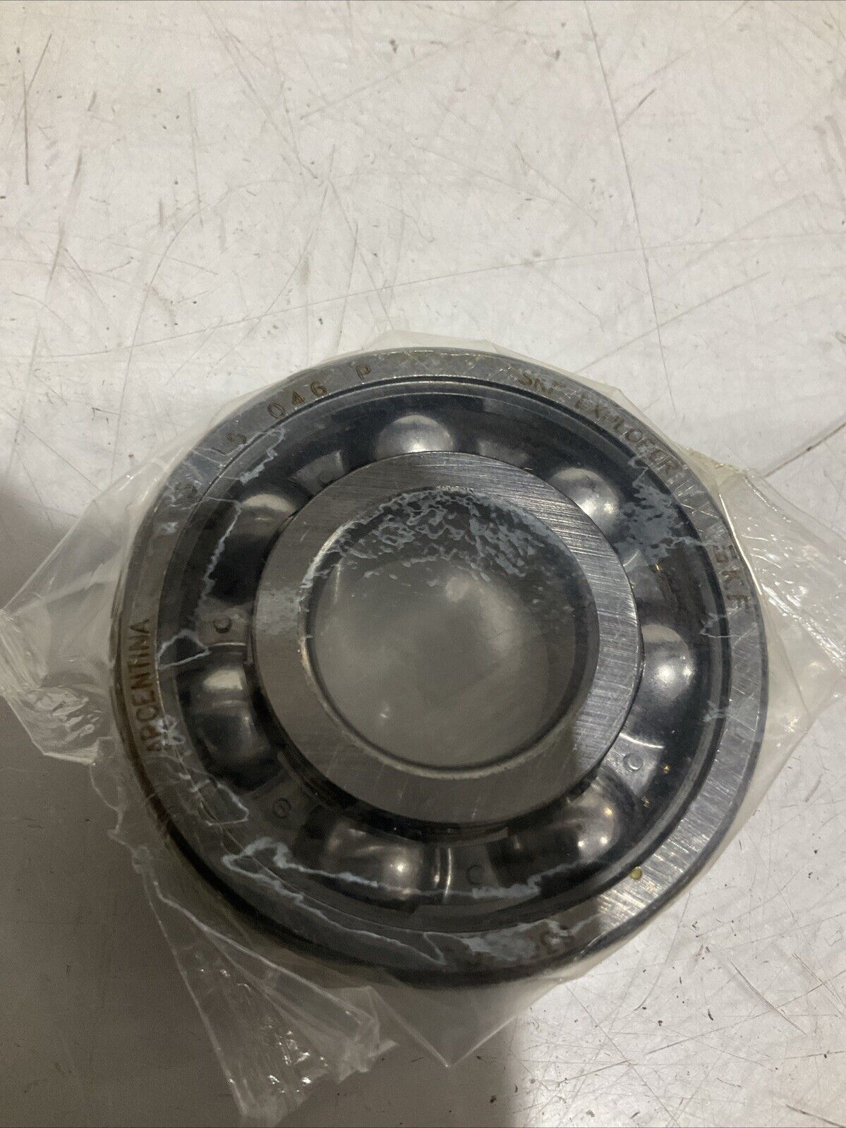 SKF EXPLORER 6305/C3 DEEP GROOVE BALL BEARING LOT OF 3 373