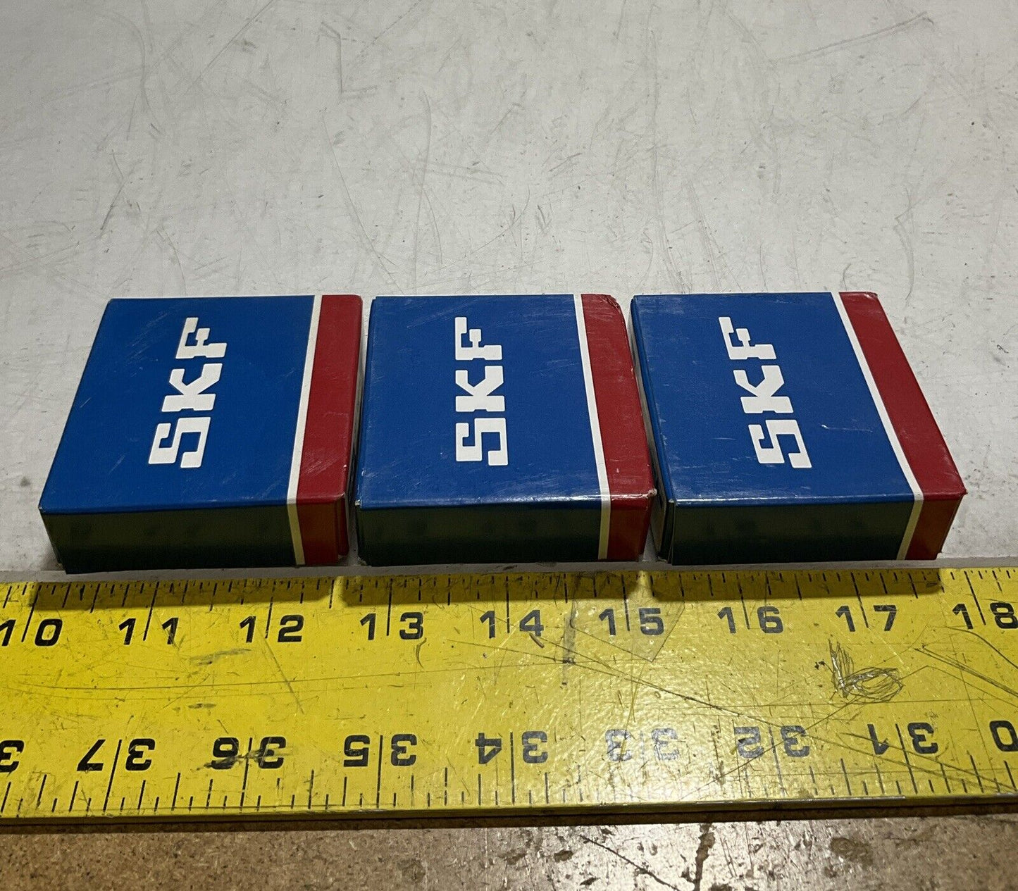 SKF EXPLORER 6305/C3 DEEP GROOVE BALL BEARING LOT OF 3 373
