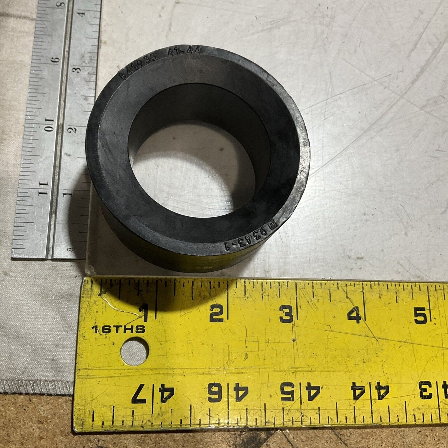 GROMMET POWER 841935 41-44 SEAL SLEEVE CABLE LOT OF 2 U3S