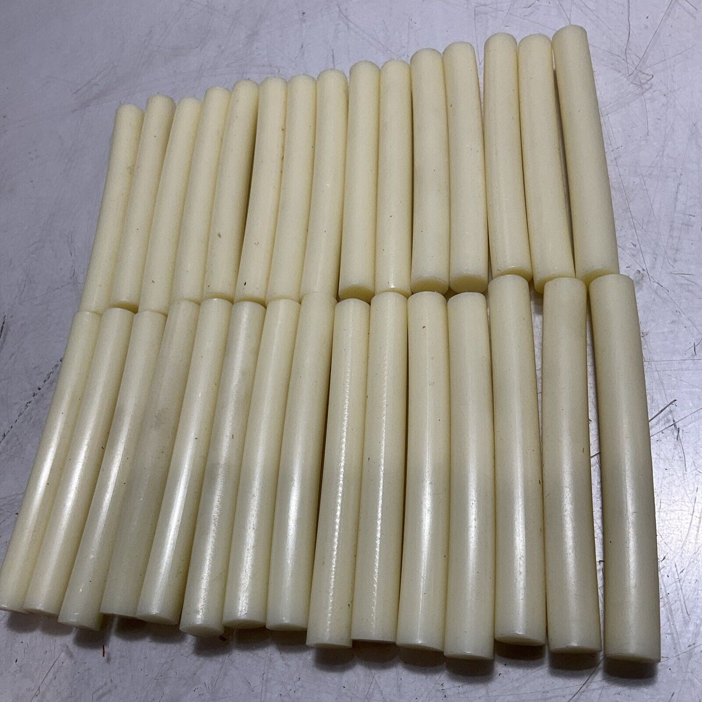 THERMOGRIP MODEL 207 ALL-PURPOSE HOT MELT ADHESIVE QTY 30 U3S