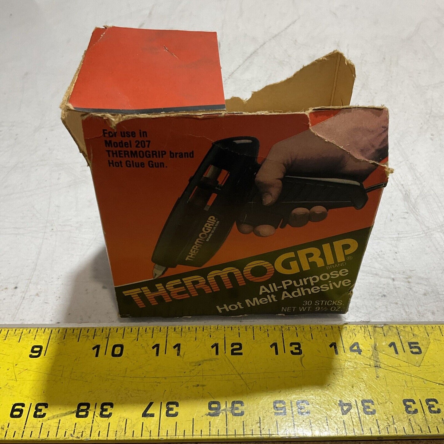 THERMOGRIP MODEL 207 ALL-PURPOSE HOT MELT ADHESIVE QTY 30 U3S