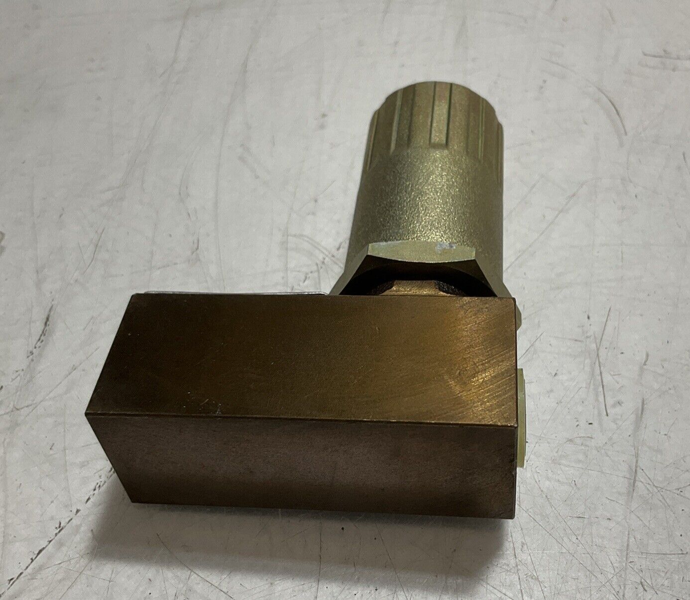 TOYO-OKI HF3-CT20K-02B FLOW CONTROL VALVE 21MPA SCREW CONNECTION 1/4 U3S