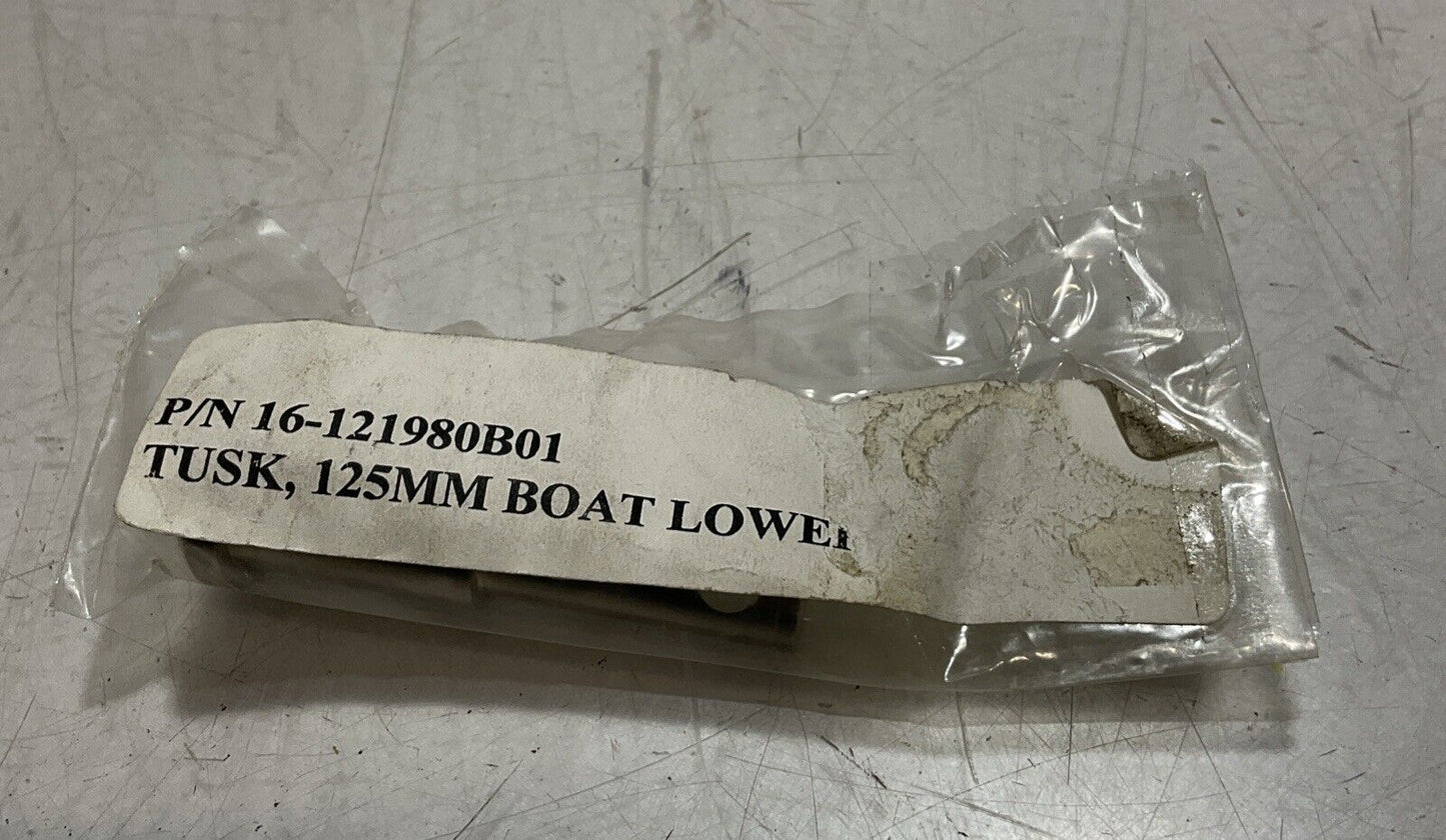 TUSK 16-121980B01 LOWER BOAT 125MM 777