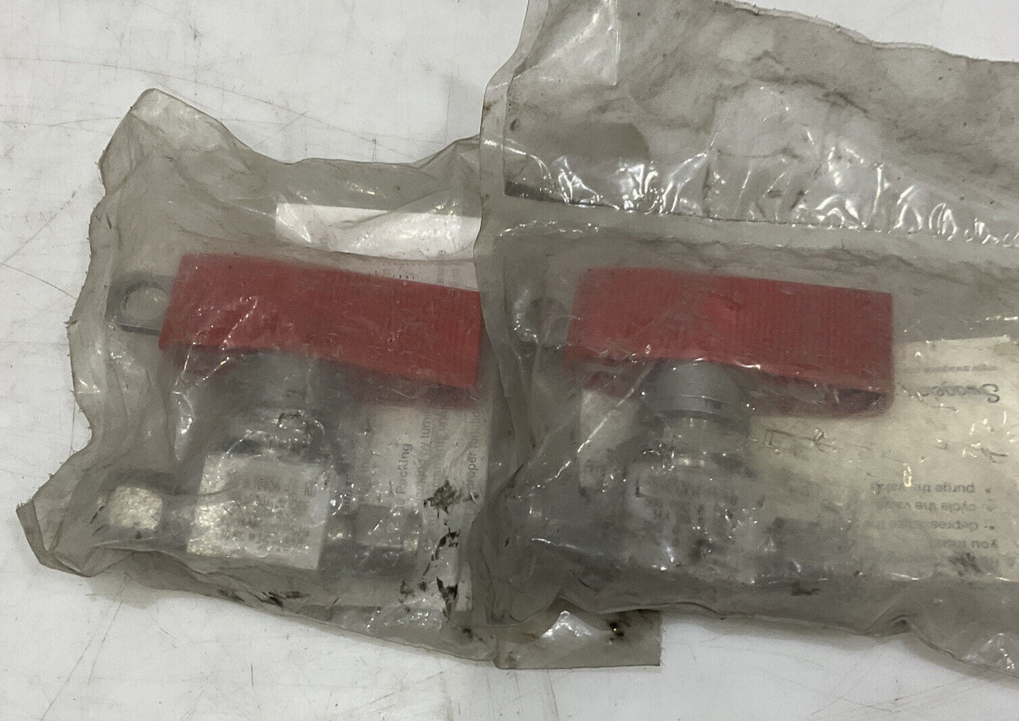 SWAGELOK SS-43GVS4-LL-RD BALL VALVE LOT OF 2 476
