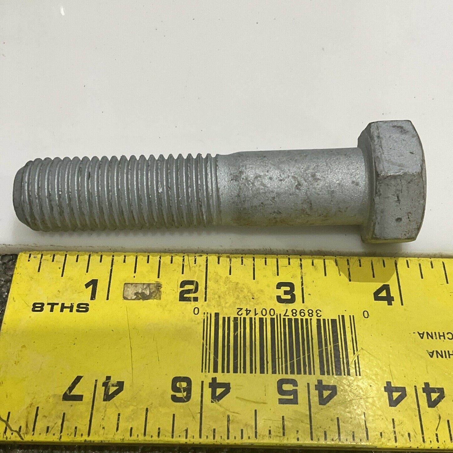 CAT 10.9 LE BOLTS 4 IN 678 LOT OF LOT OF 9