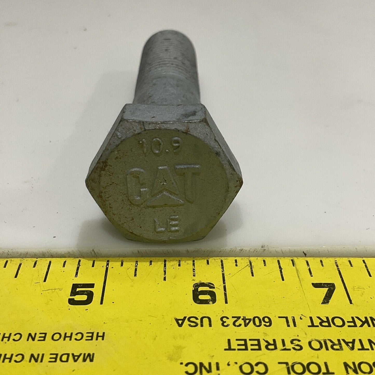 CAT 10.9 LE BOLTS 4 IN 678 LOT OF LOT OF 9