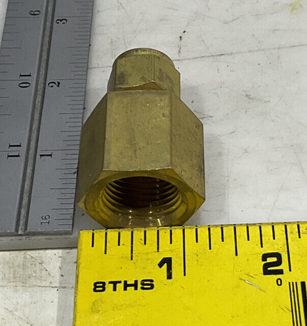 SWAGELOK B-1010-7-6 FEMALE TUBE FITTING LOT OF 3 476