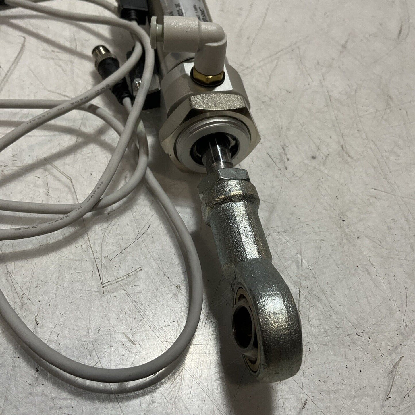 SMC CDM2D25-50Z PNEUMATIC AIR CYLINDER U3S