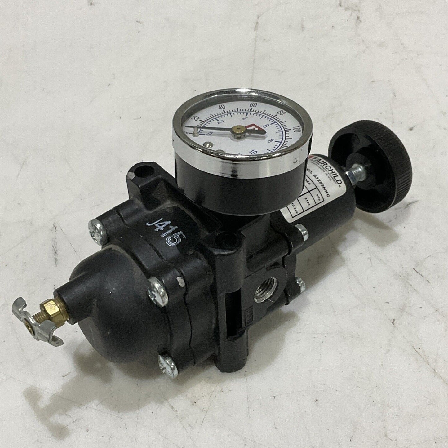 FAIRCHILD 63252NKG PNEUMATIC FILTER REGULATOR 63 300 PSIG 21 BAR 2100 KPA P7P