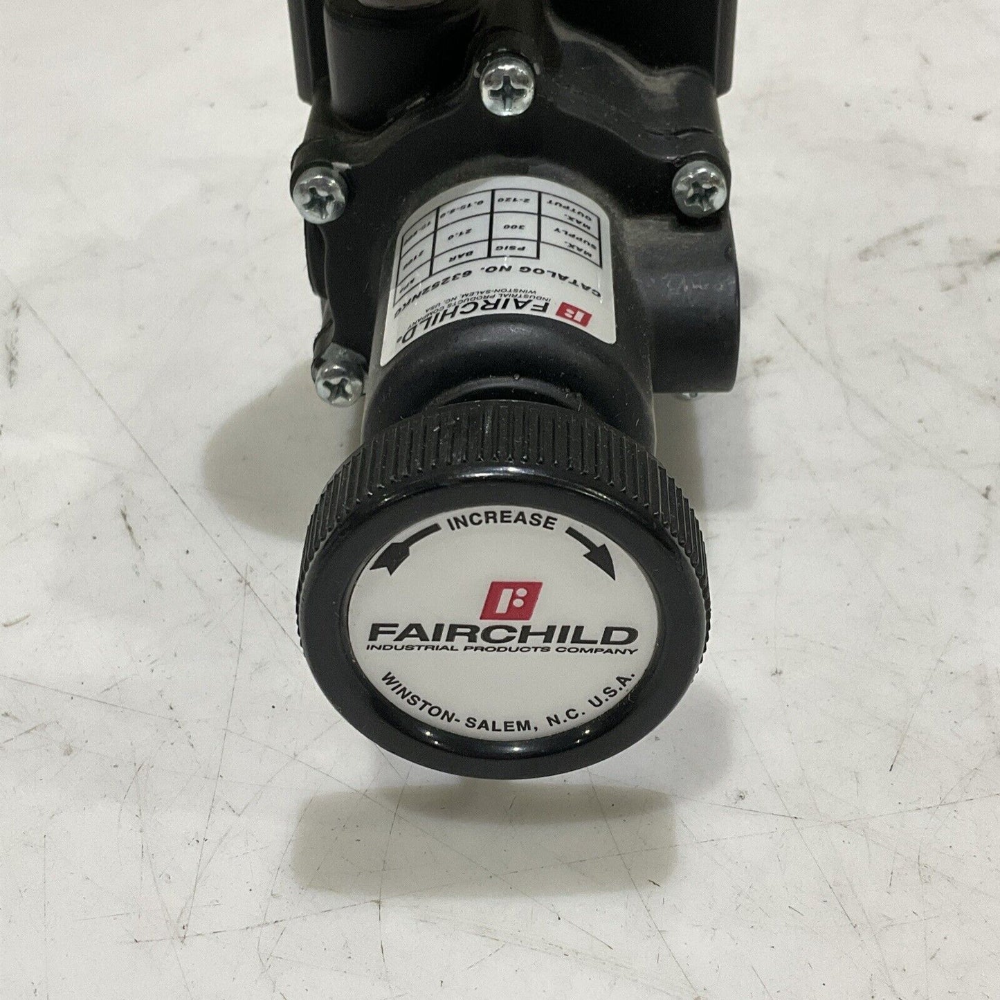 FAIRCHILD 63252NKG PNEUMATIC FILTER REGULATOR 63 300 PSIG 21 BAR 2100 KPA P7P
