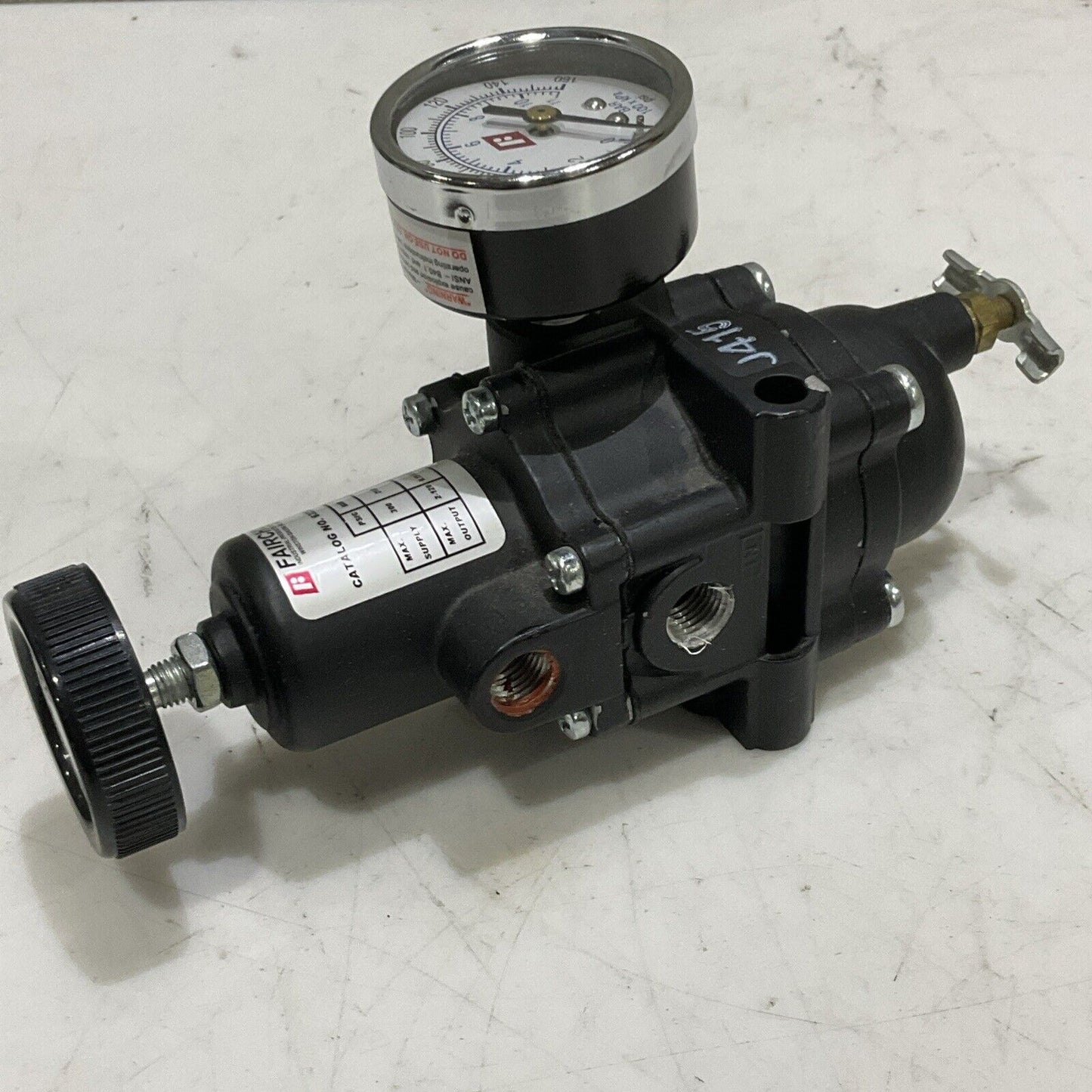 FAIRCHILD 63252NKG PNEUMATIC FILTER REGULATOR 63 300 PSIG 21 BAR 2100 KPA P7P