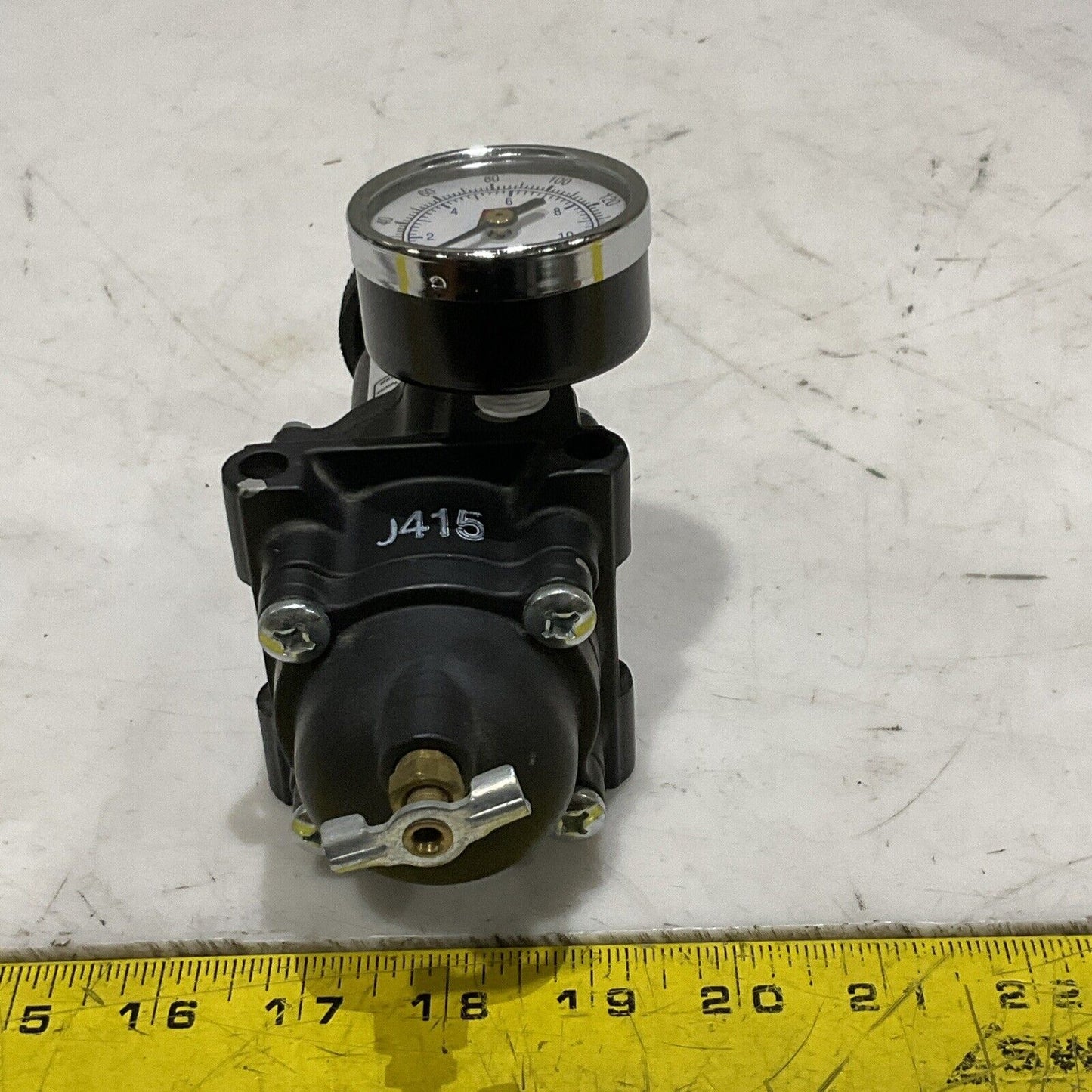 FAIRCHILD 63252NKG PNEUMATIC FILTER REGULATOR 63 300 PSIG 21 BAR 2100 KPA P7P