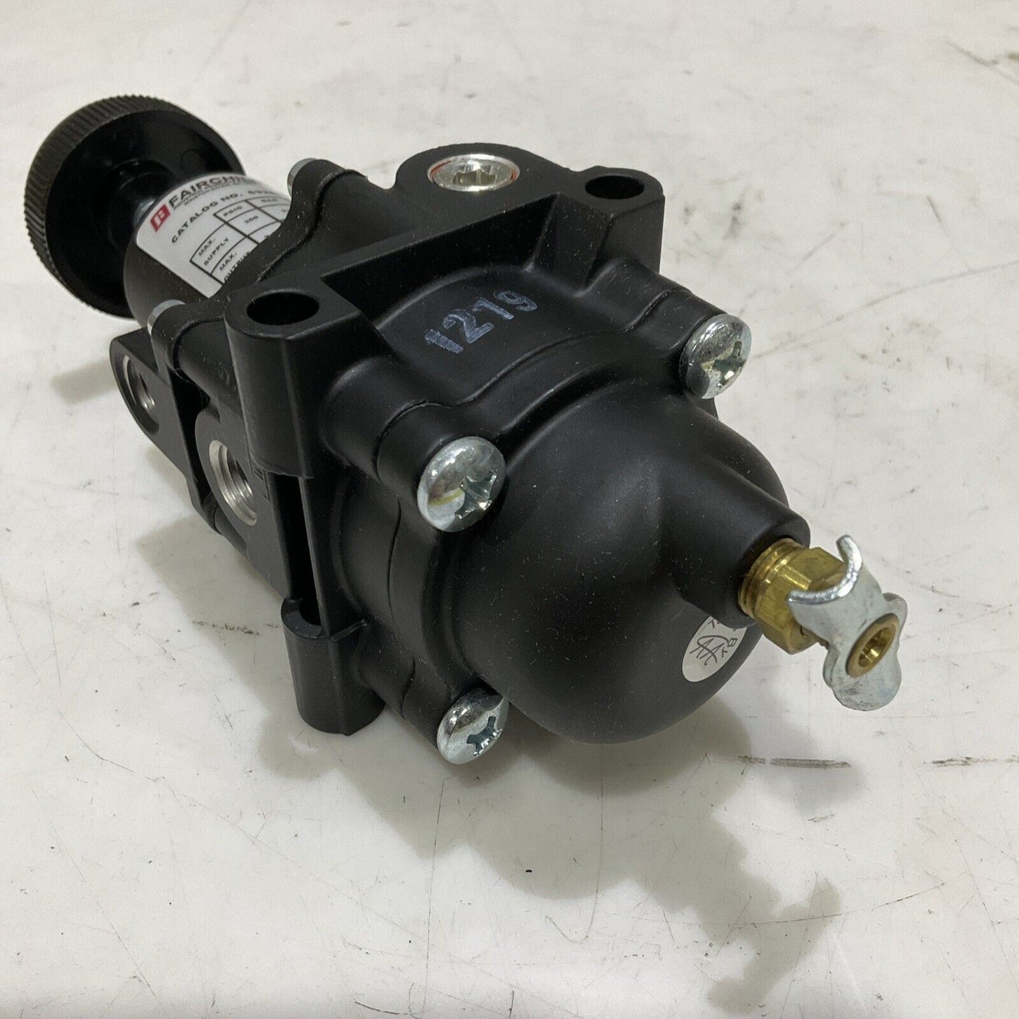 FAIRCHILD 63252NKG PNEUMATIC FILTER REGULATOR 63 300 PSIG 21 BAR 2100 KPA P7P