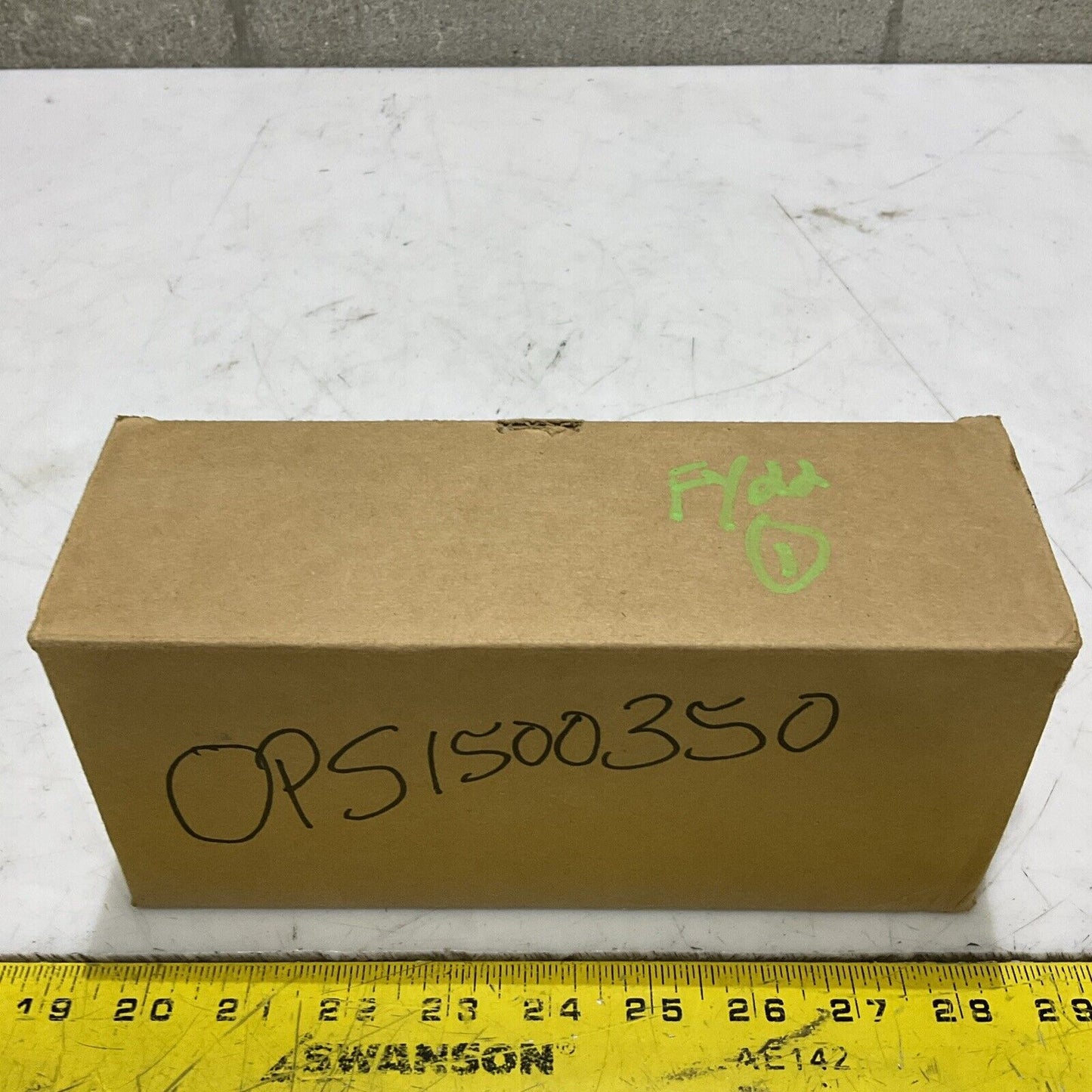 FAIRCHILD 63252NKG PNEUMATIC FILTER REGULATOR 63 300 PSIG 21 BAR 2100 KPA P7P