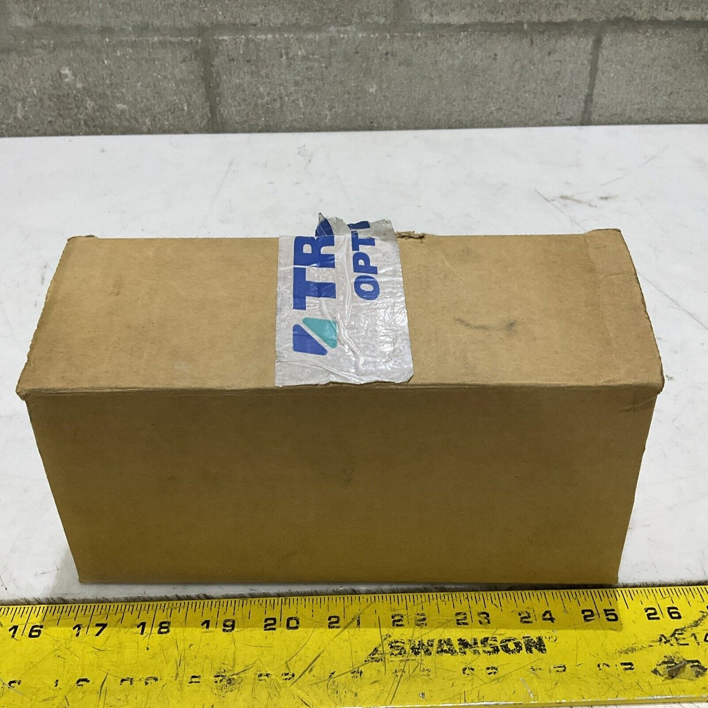 FAIRCHILD 63252NKG PNEUMATIC FILTER REGULATOR 63 300 PSIG 21 BAR 2100 KPA P7P