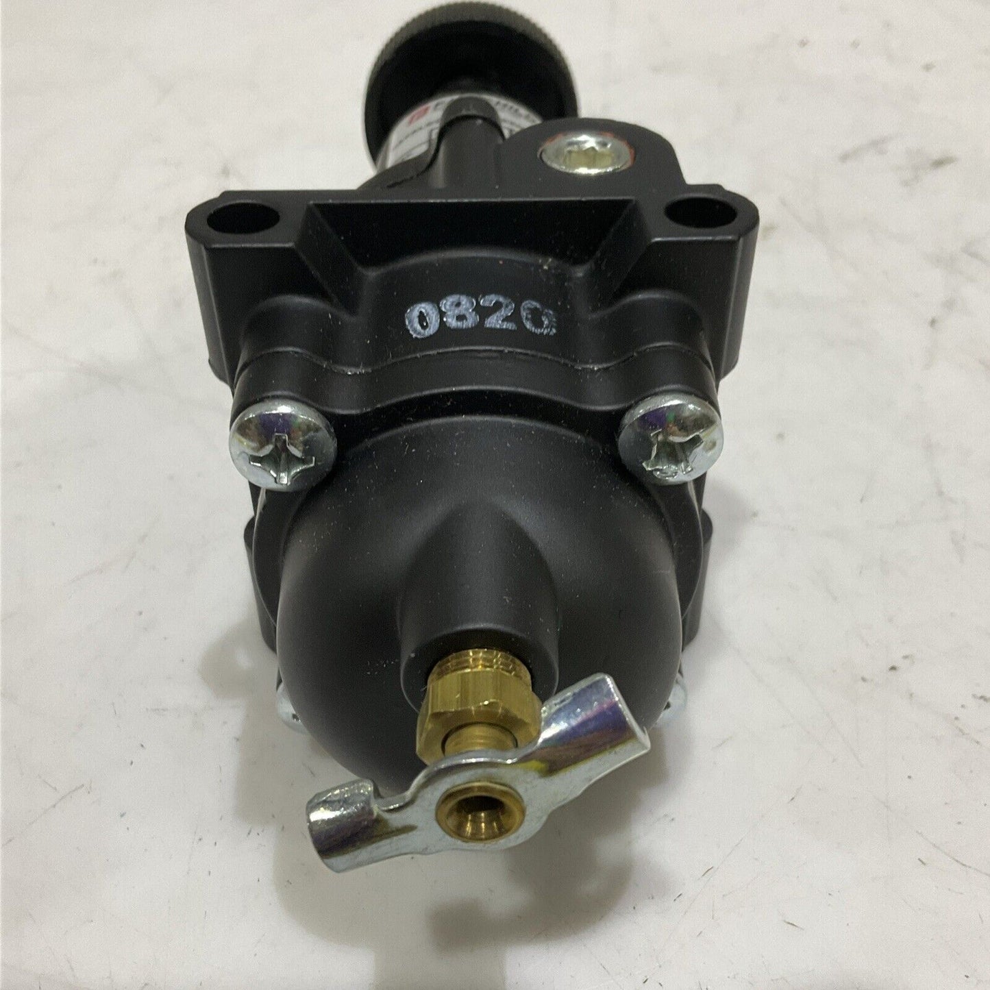 FAIRCHILD 63252NKG PNEUMATIC FILTER REGULATOR 63 300 PSIG 21 BAR 2100 KPA P7P