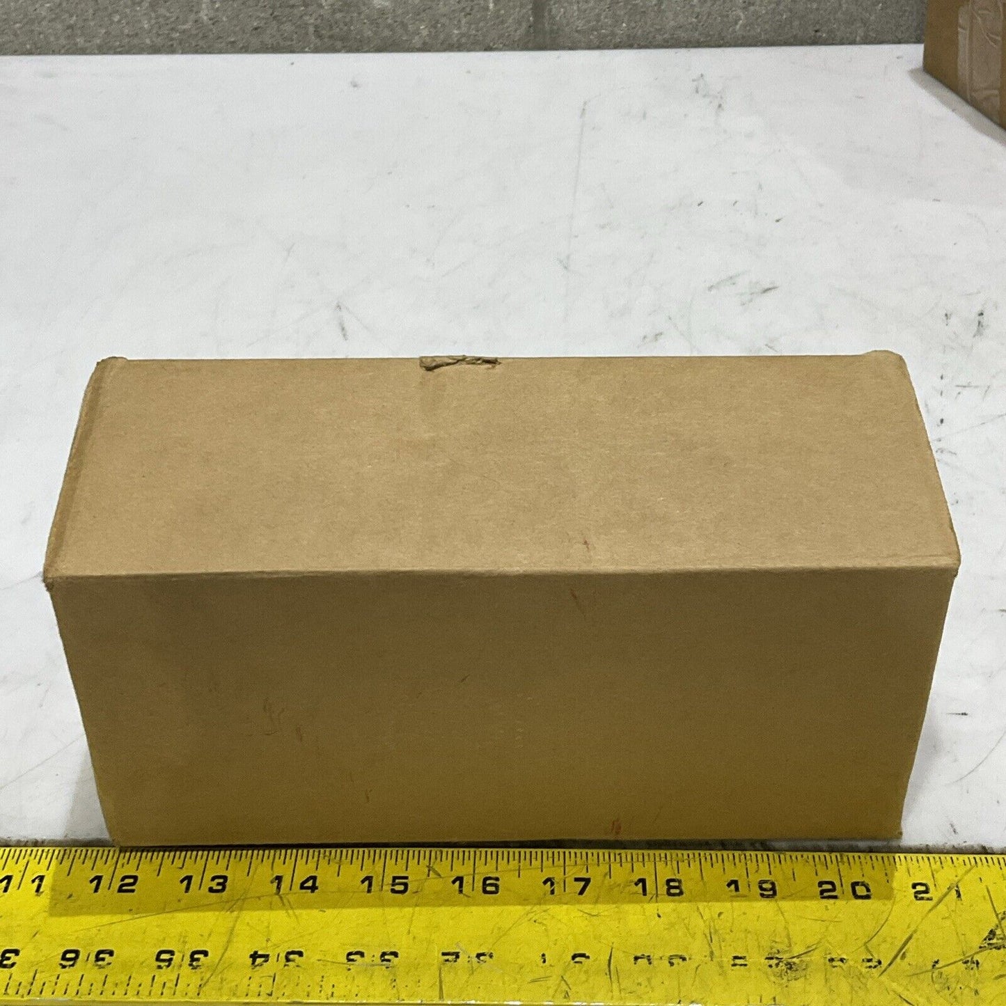 FAIRCHILD 63252NKG PNEUMATIC FILTER REGULATOR 63 300 PSIG 21 BAR 2100 KPA P7P