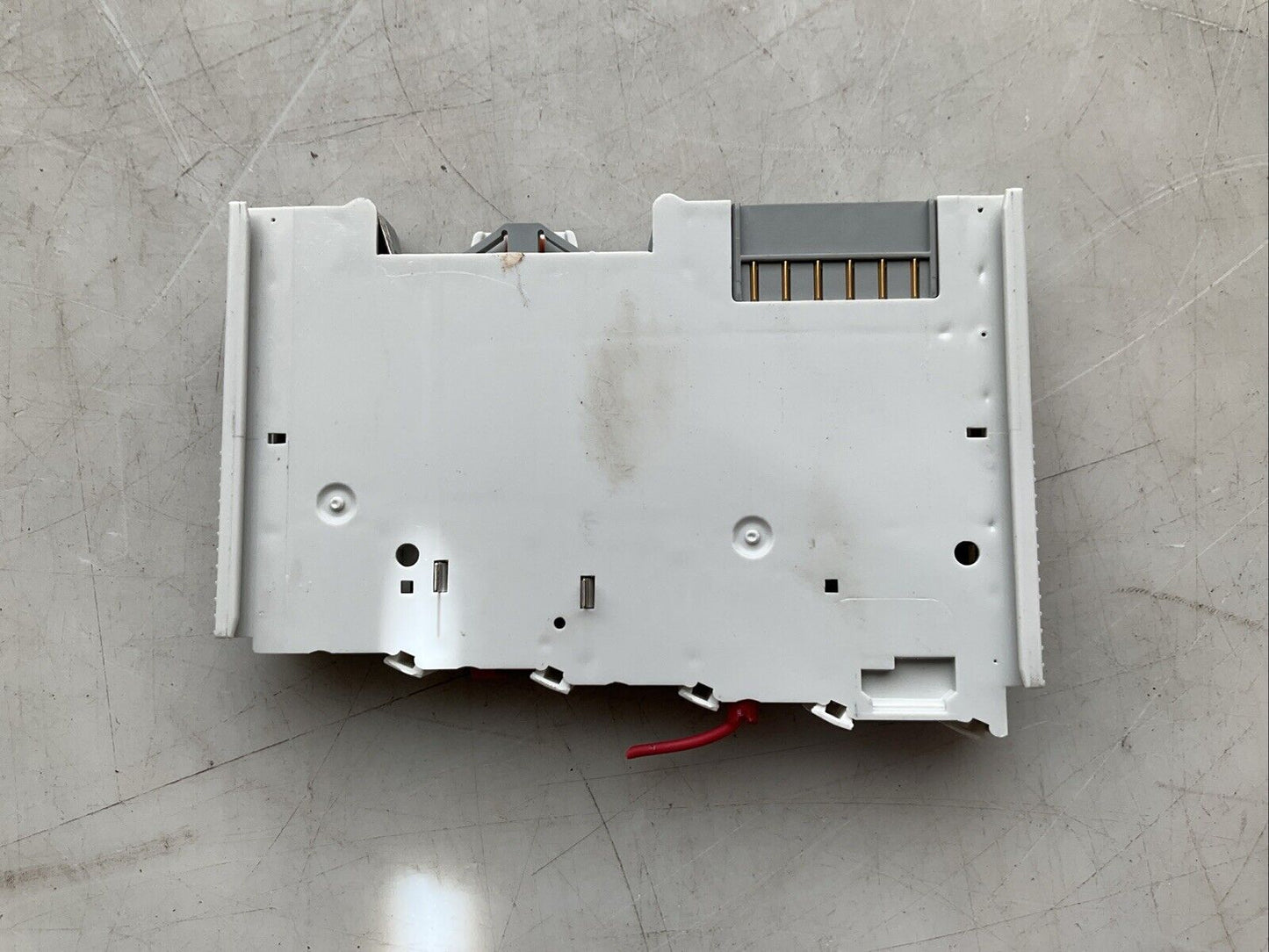 BECKHOFF KL9186 POTENTIAL DISTRIBUTION TERMINAL 24VDC 8 OUTPUTS