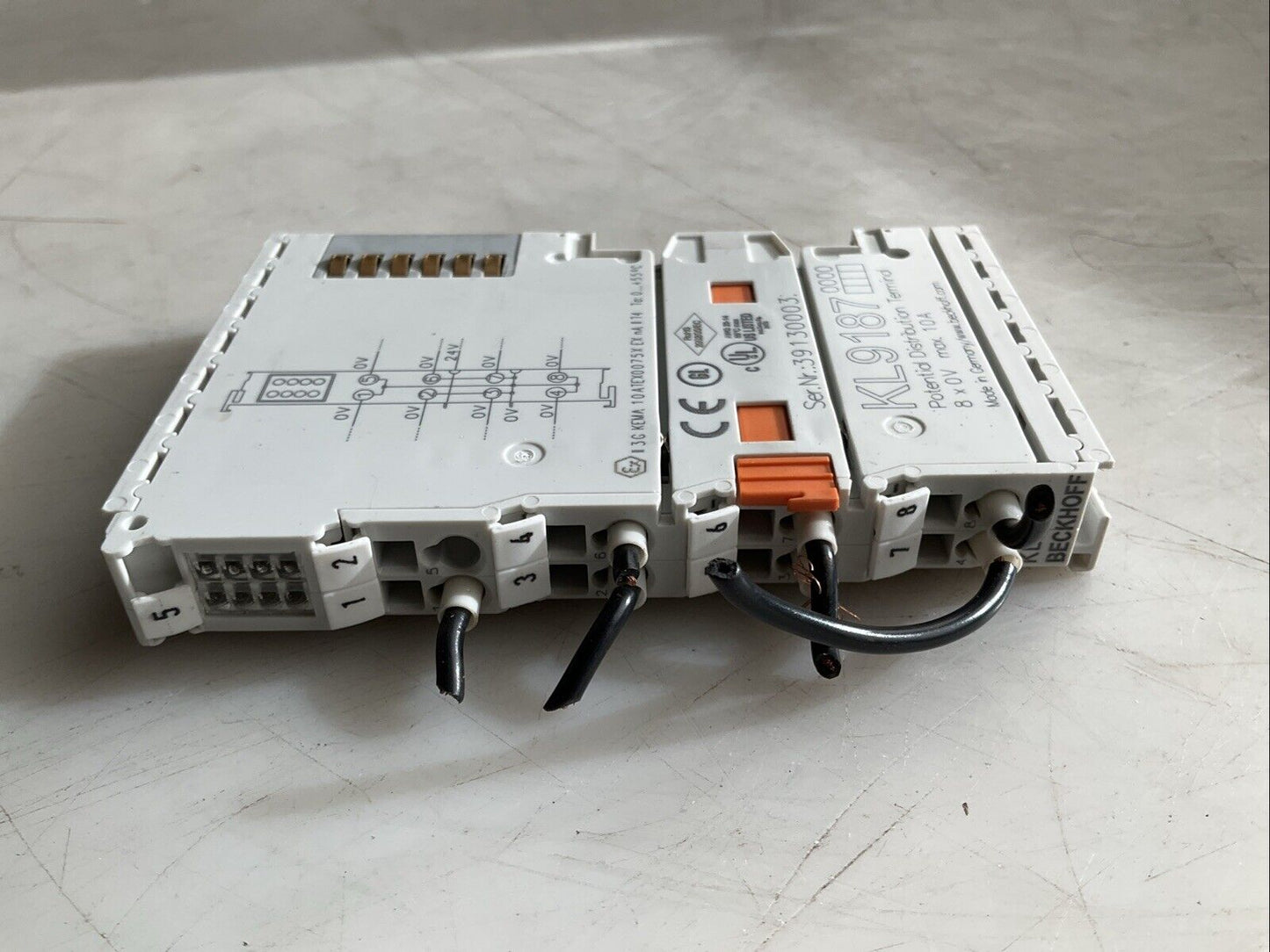 BECKHOFF KL9187 POTENTIAL DISTRIBUTION TERMINAL 8 X 0V 10A