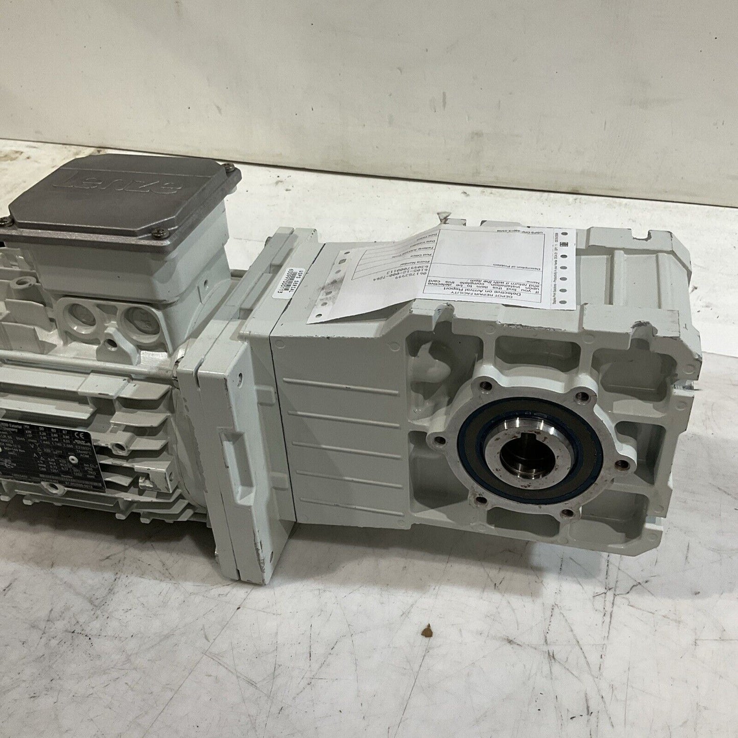 LENZE MDEMXX100-12U GKR05-2MHAR 100C12 87HZ GEAR MOTOR U3S
