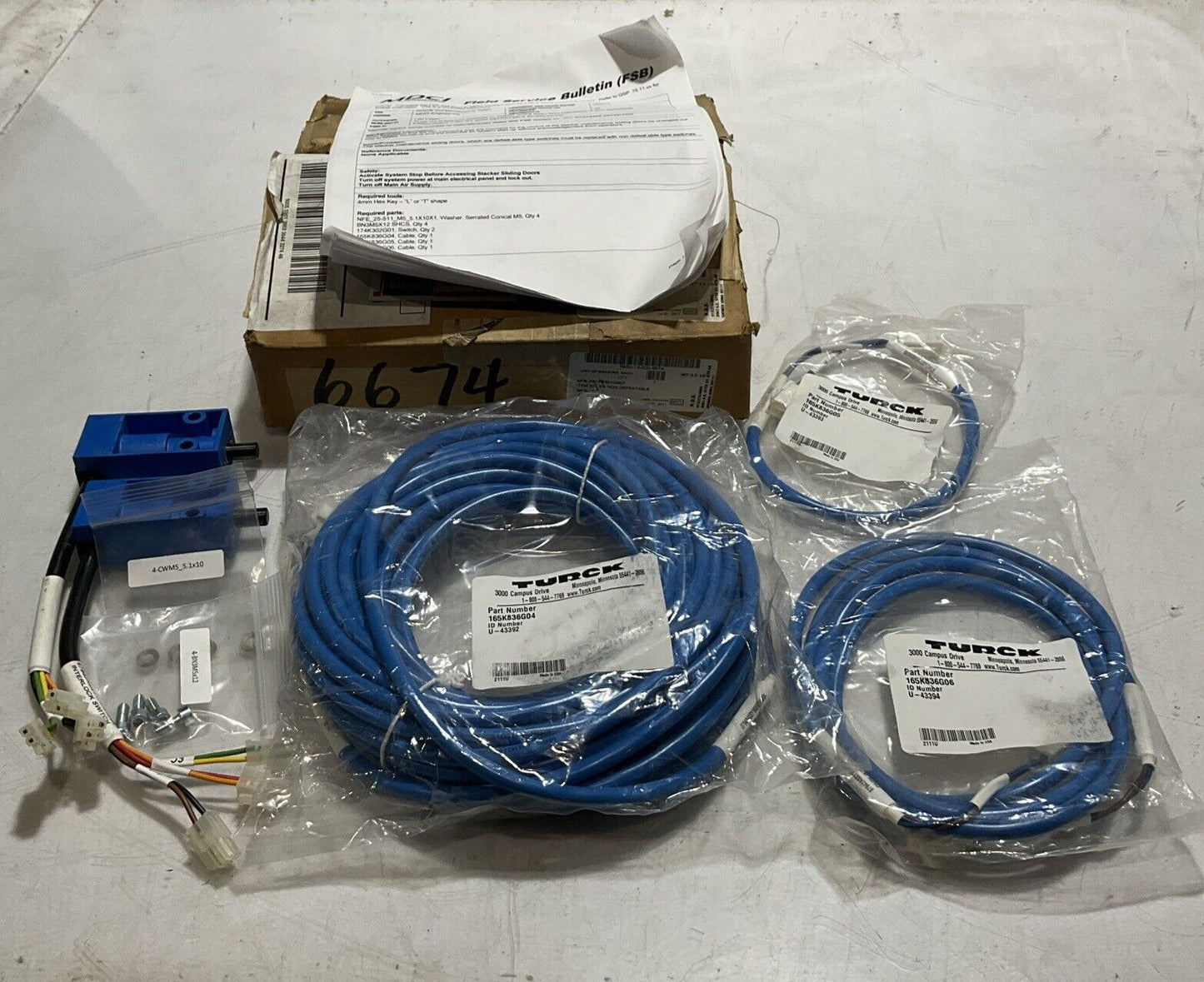 TURCK U-43392 165K836G04 CABLE ASSEMBLY WITH INTERLOCK SWITCH U3S
