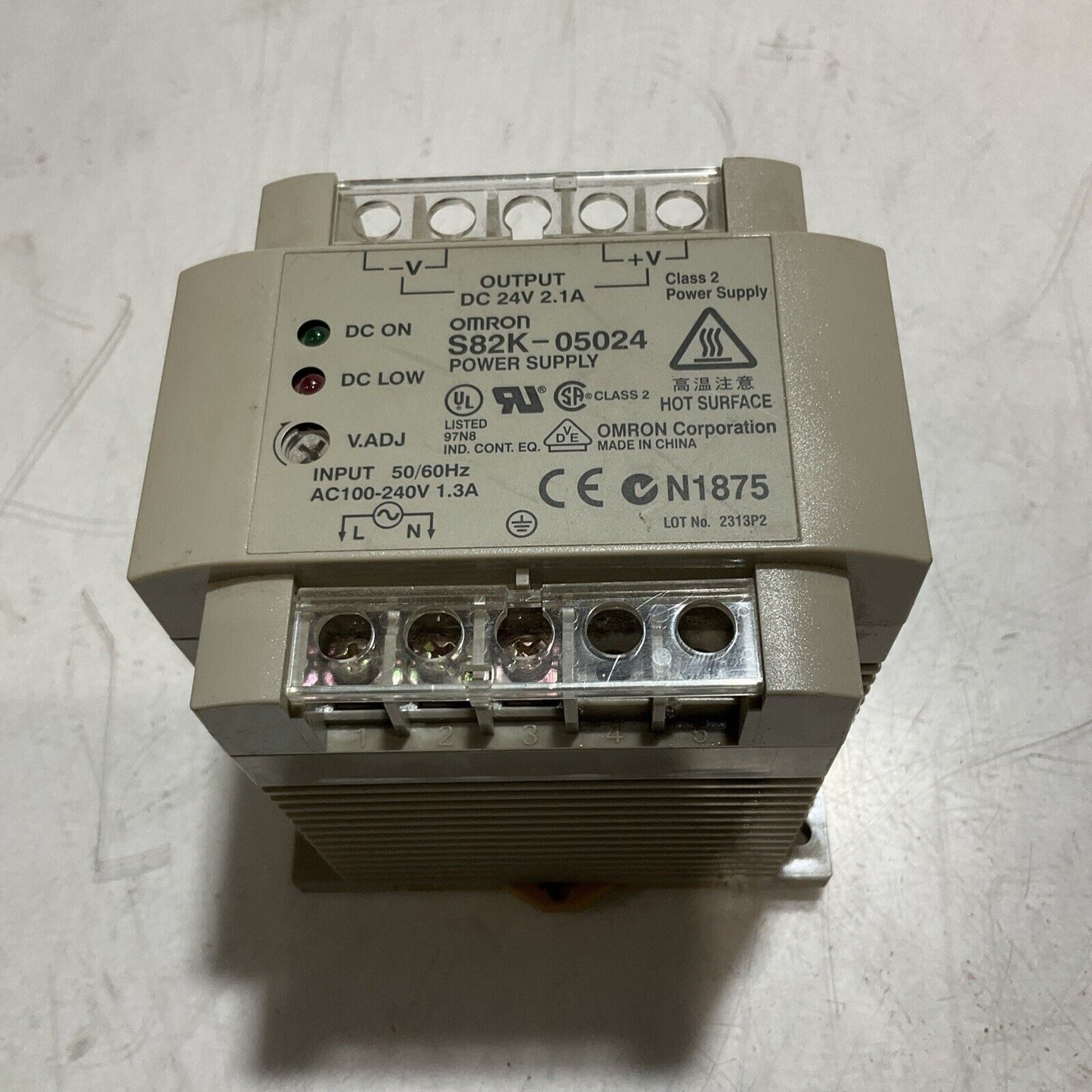 OMRON S82K-05024 24 VDC 2.1A 50/60HZ N1875 POWER SUPPLY U3S