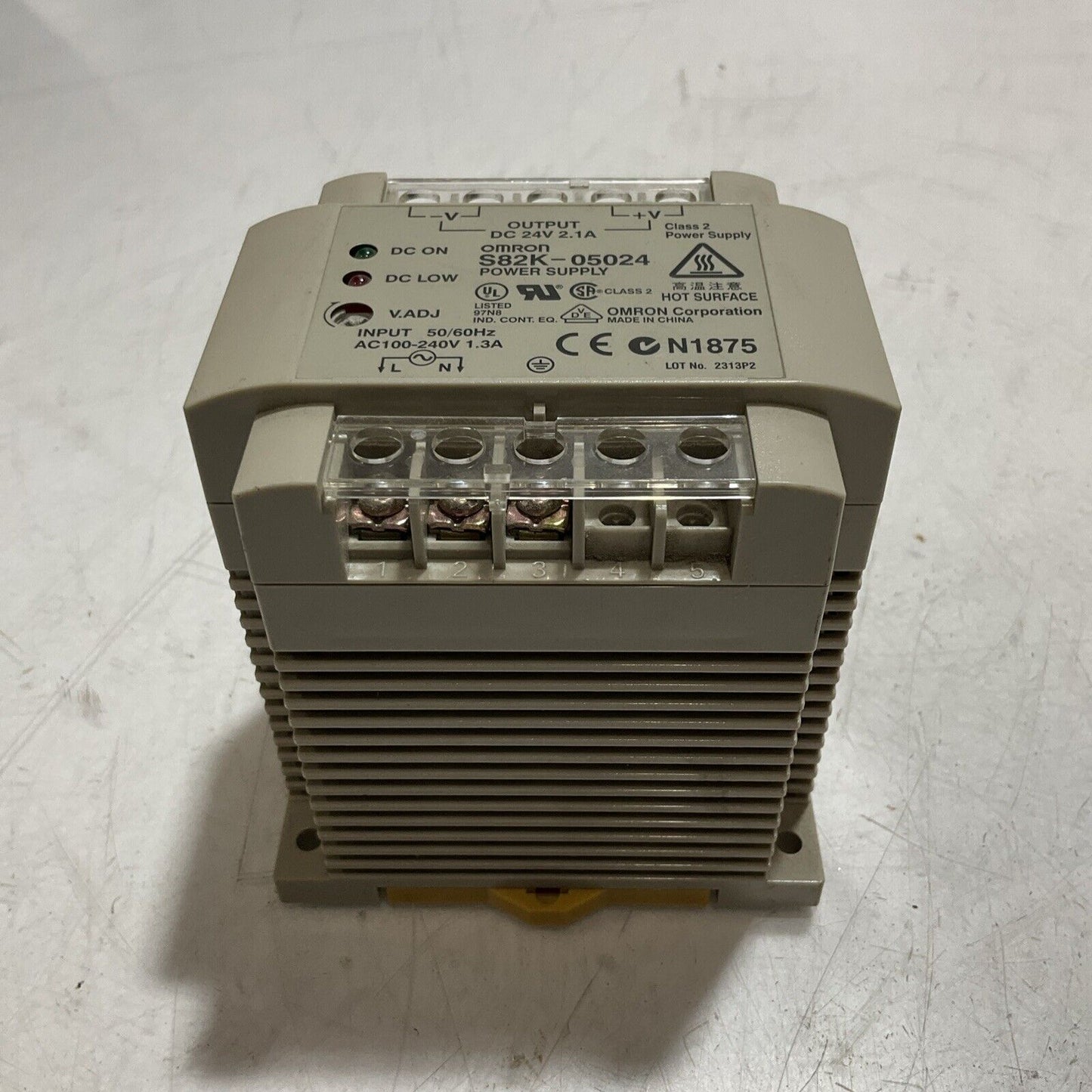 OMRON S82K-05024 24 VDC 2.1A 50/60HZ N1875 POWER SUPPLY U3S