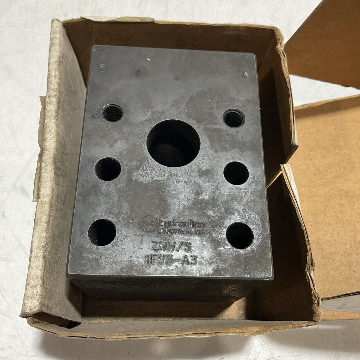 SUN HYDRAULICS ZNW/S 1FS3-A3 MANIFOLD HYDRAULICS VALVE U3S
