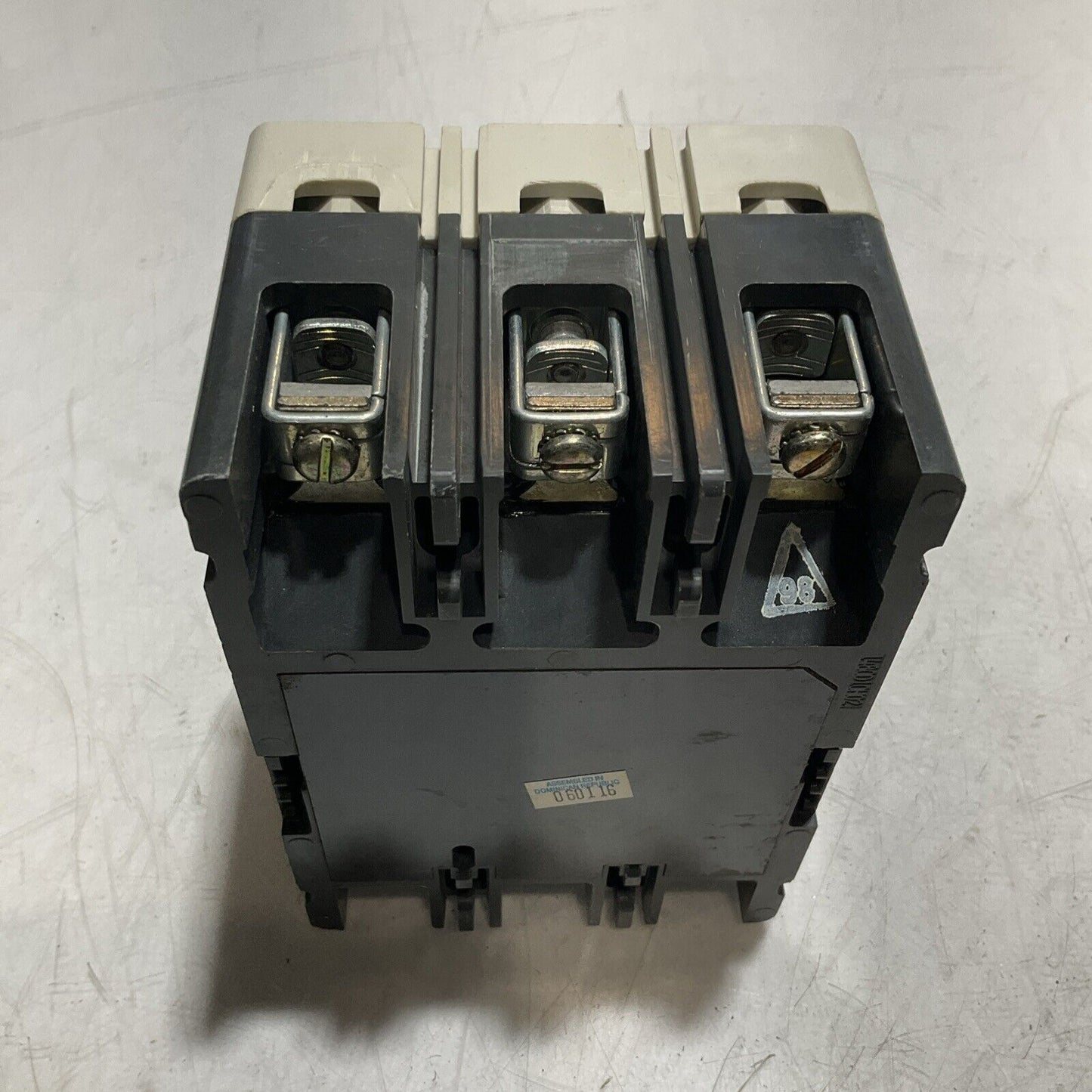 CUTLER-HAMMER HMCP007COC MOTOR CIRCUIT BREAKER PROTECTOR 3POLE 600VAC 7AMPS U3S