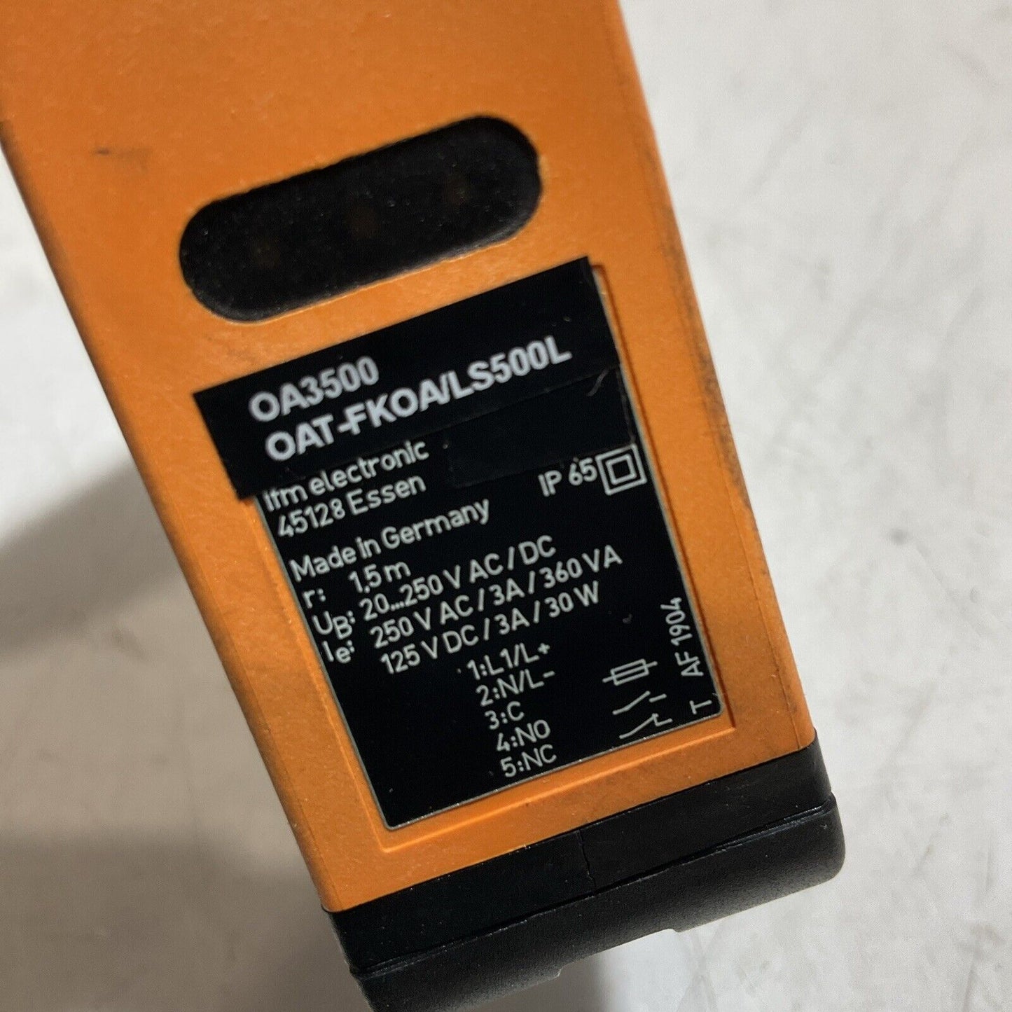 IFM ELECTRONIC OA3500-OAT-FKOA/LS500L REFLEXLICH DIFFUSE REFLECTION SENSOR 222