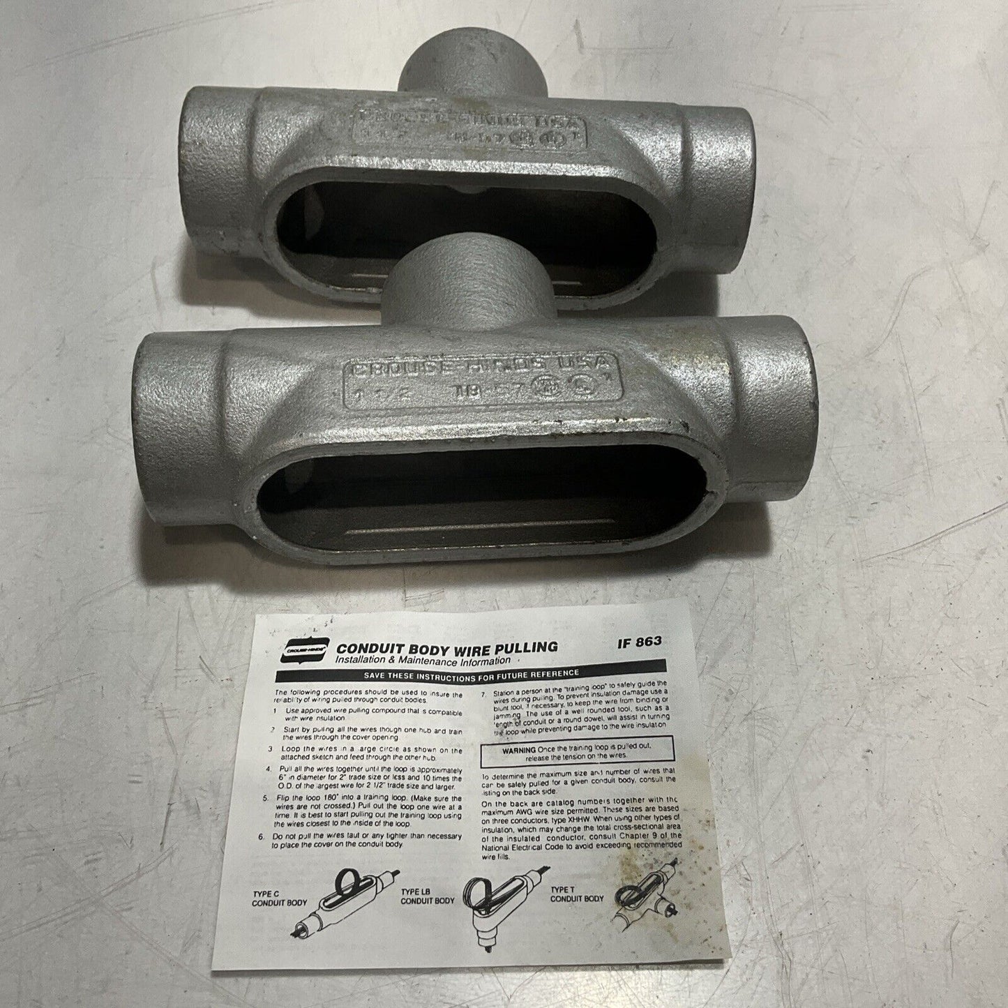 COOPER CROUSE-HINDS TB57 CONDULET CONDUIT OUTLET BODY SIZE 1 1/2 QTY 2 222