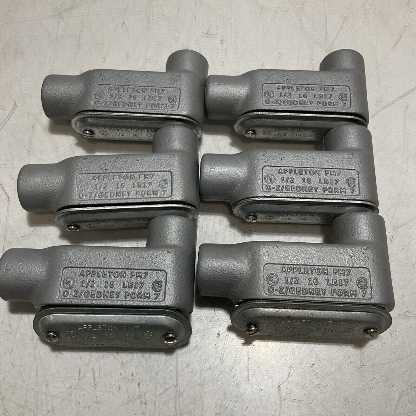 APPLETON FM7 LB17 1/2 16 170 O-Z /GEDNEY FORM CONDUIT BODY WITH COVER QTY 6 222