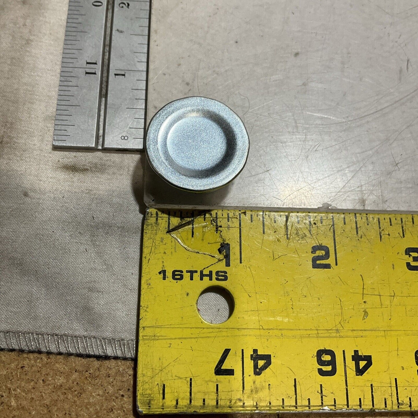 THOMAS&BETTS STEEL CITY BL 111 PLATED STEEL SNAP-IN BLANKS 1/2 SIZE QTY 100 222