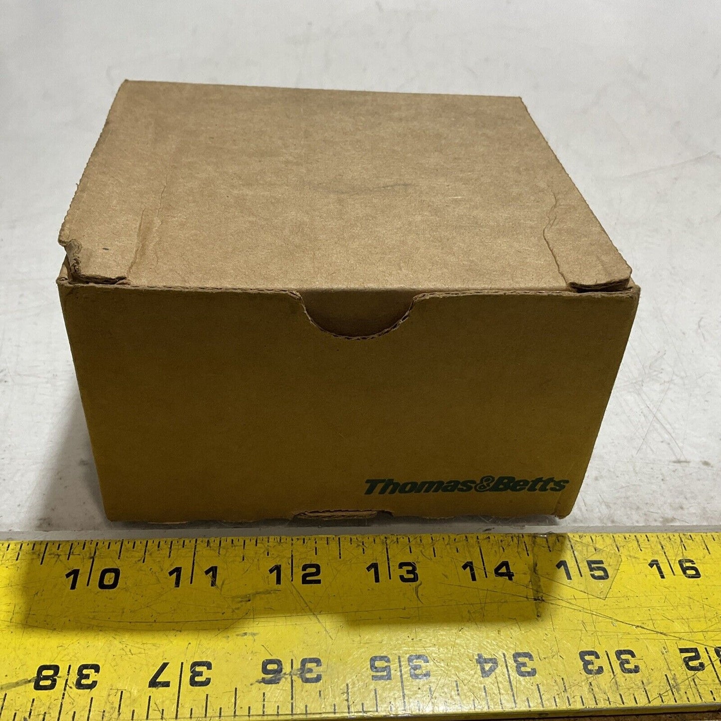 THOMAS&BETTS STEEL CITY BL 111 PLATED STEEL SNAP-IN BLANKS 1/2 SIZE QTY 100 222