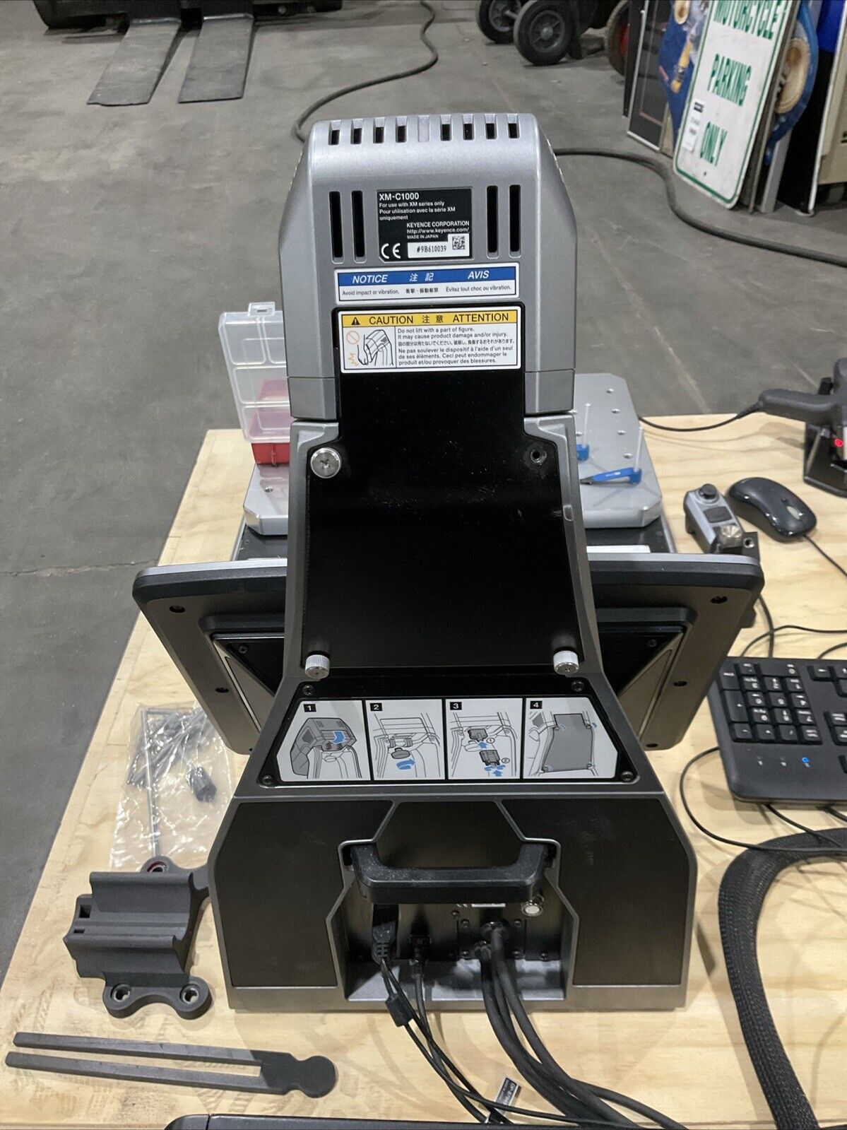 KEYENCE XM-M1200 COORDINATE MEASURING SYSTEM W/ XM-P1000 PROBE
