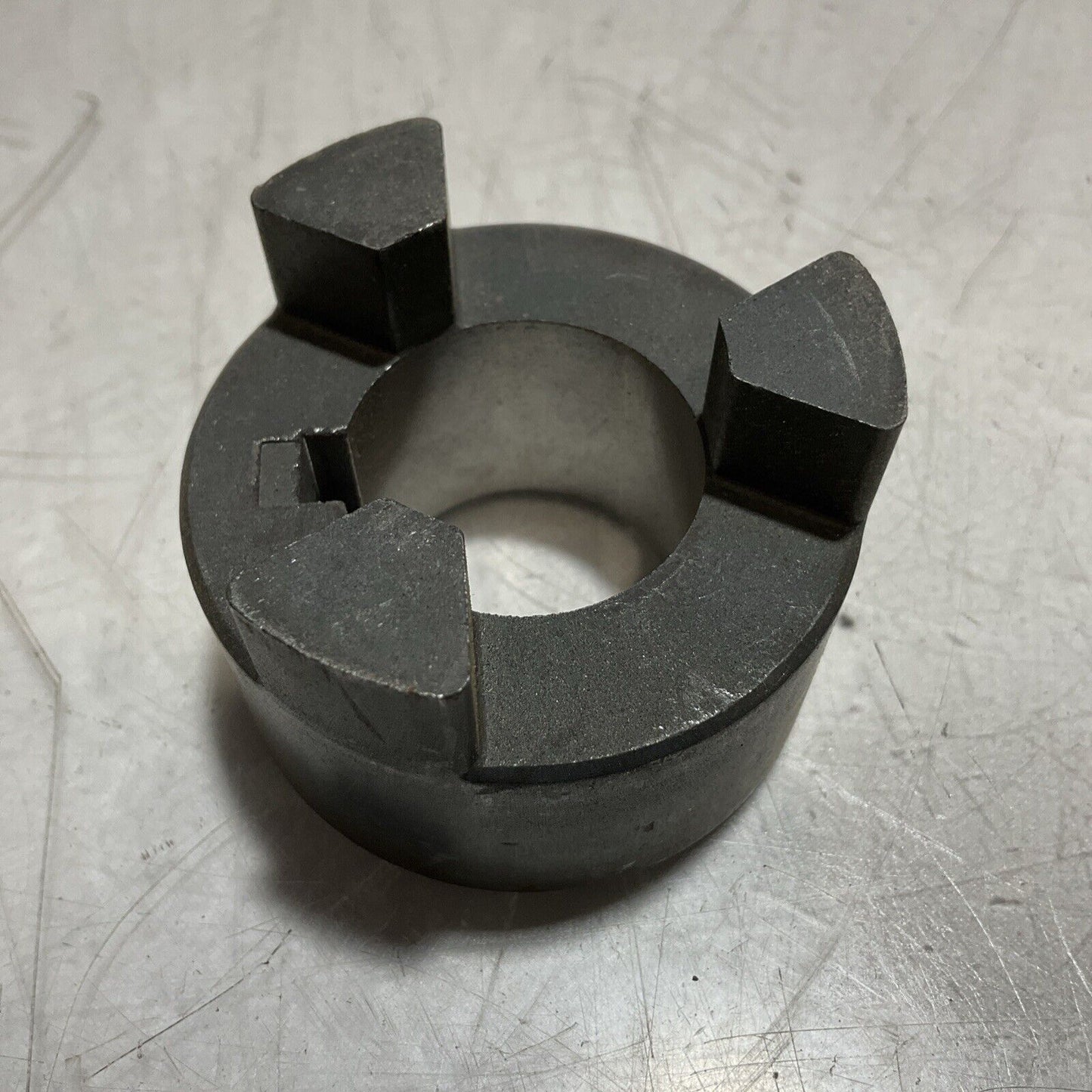 TB WOODS L095118 SHAFT JAW COUPLING KEYWAY-HUB 222-U3S