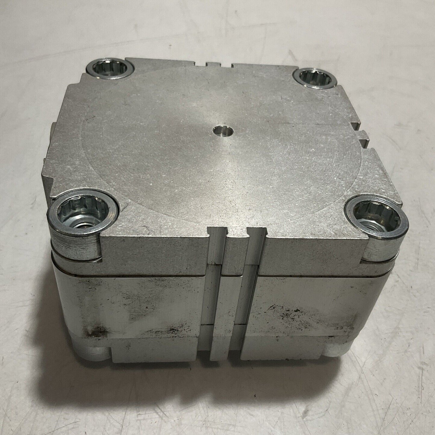 FESTO AEVU-100-10-P-A PNEUMATIC COMPACT AIR CYLINDER C2H