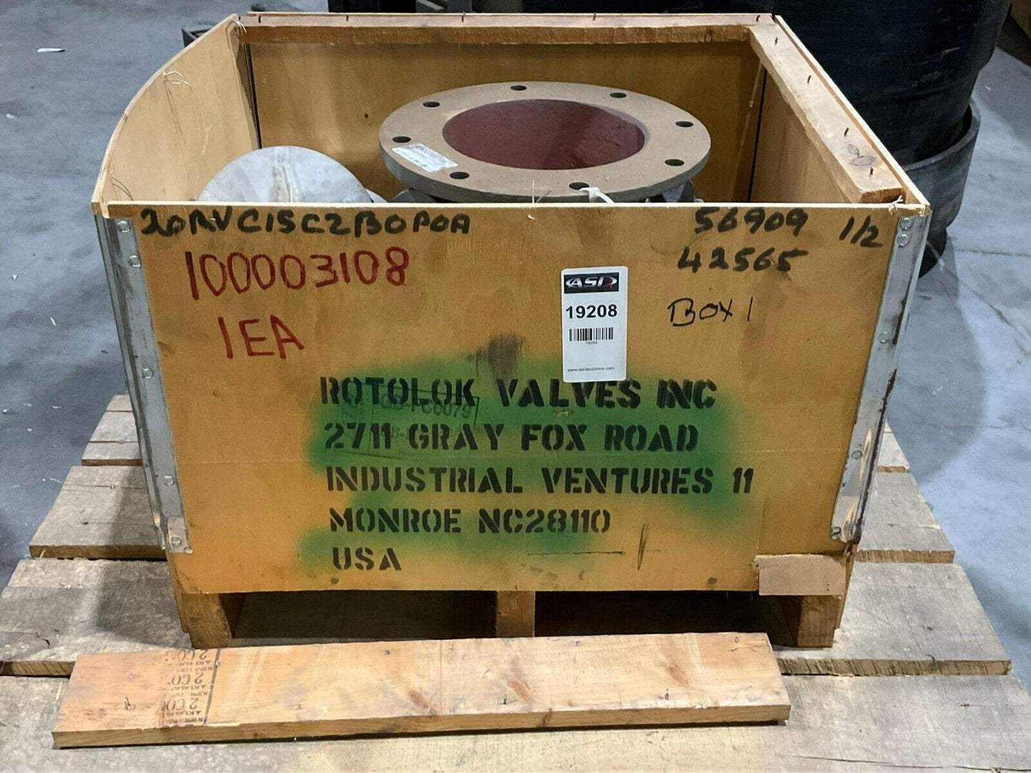 ROTOLOK VALVE MODEL 56909 EQUIPMENT SIZE 20RVCISC2B0P; 32L X 32W X25T